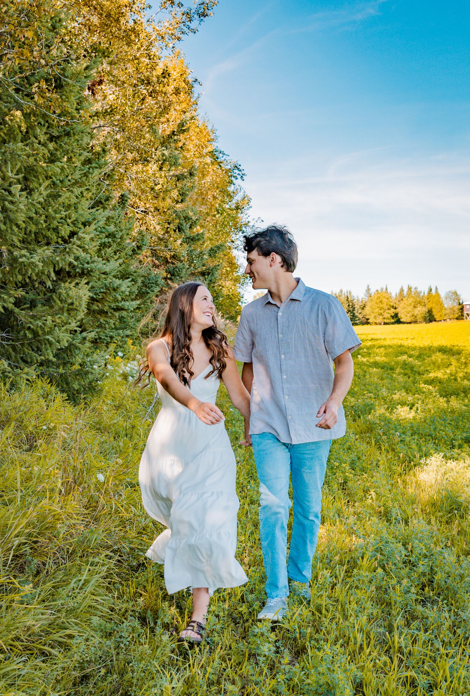 escanaba wedding photographer engagment photographer