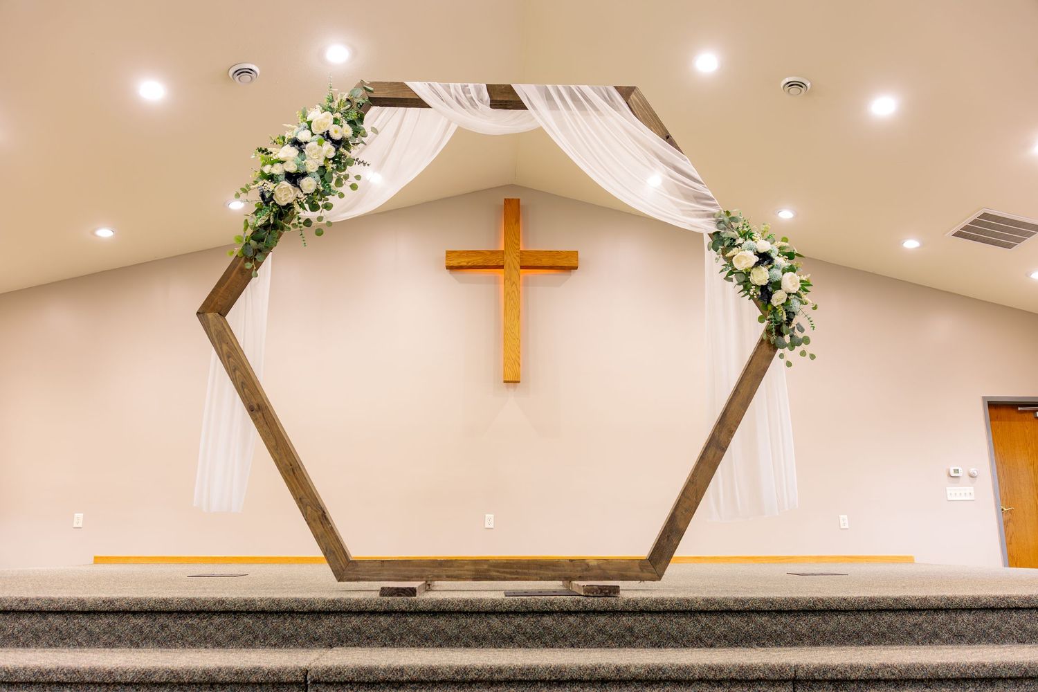 upper peninsula of michigan Escanaba wedding photographer
