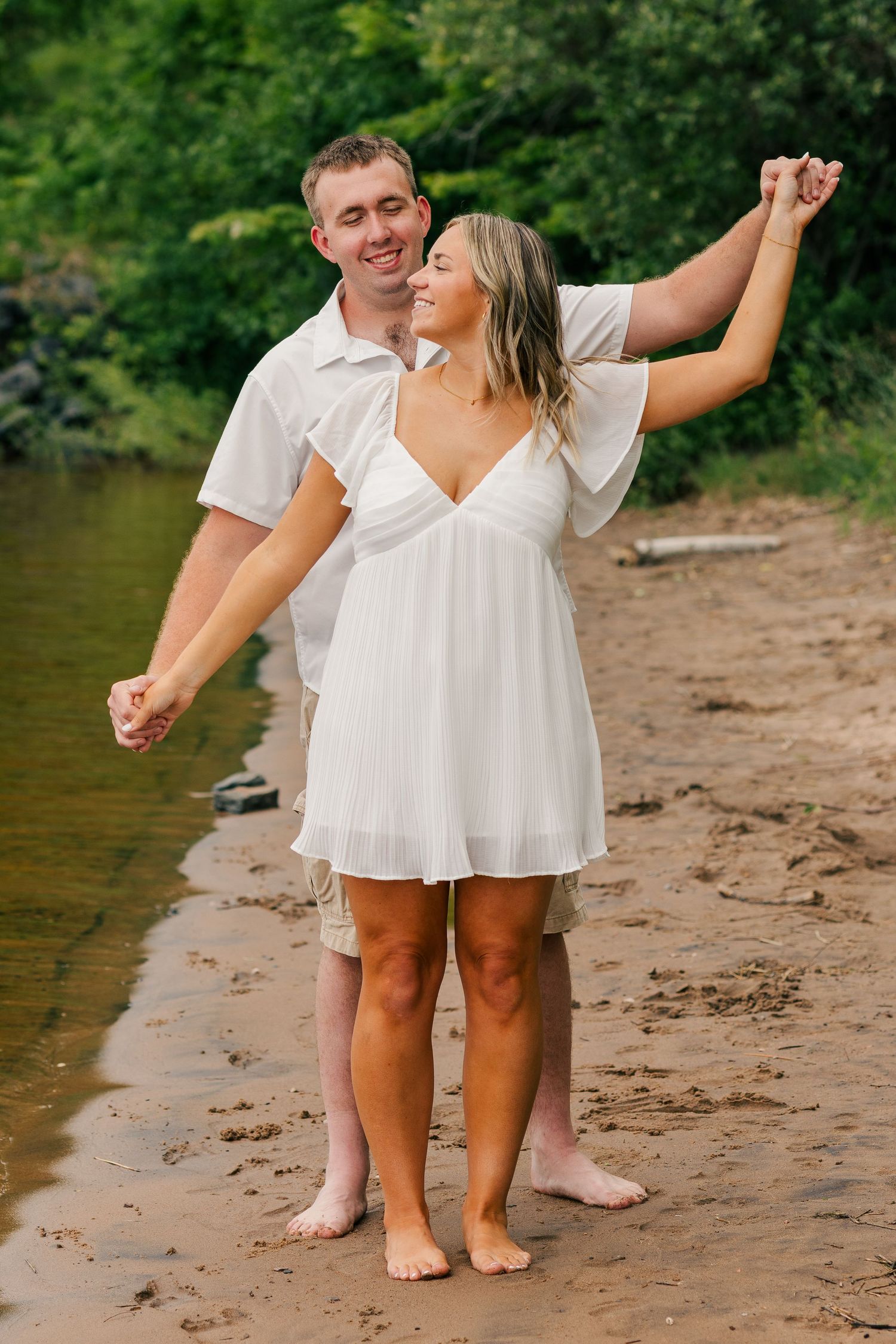 Crystal Falls Michigan Wedding and Engagement session photographer