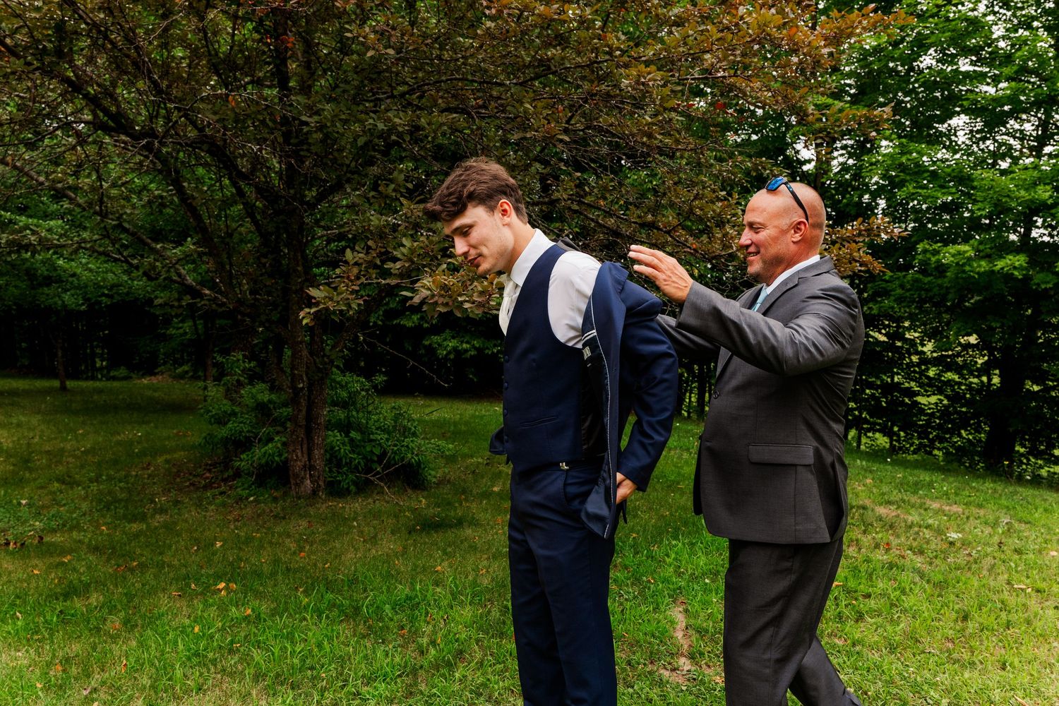 upper peninsula of michigan Escanaba wedding photographer