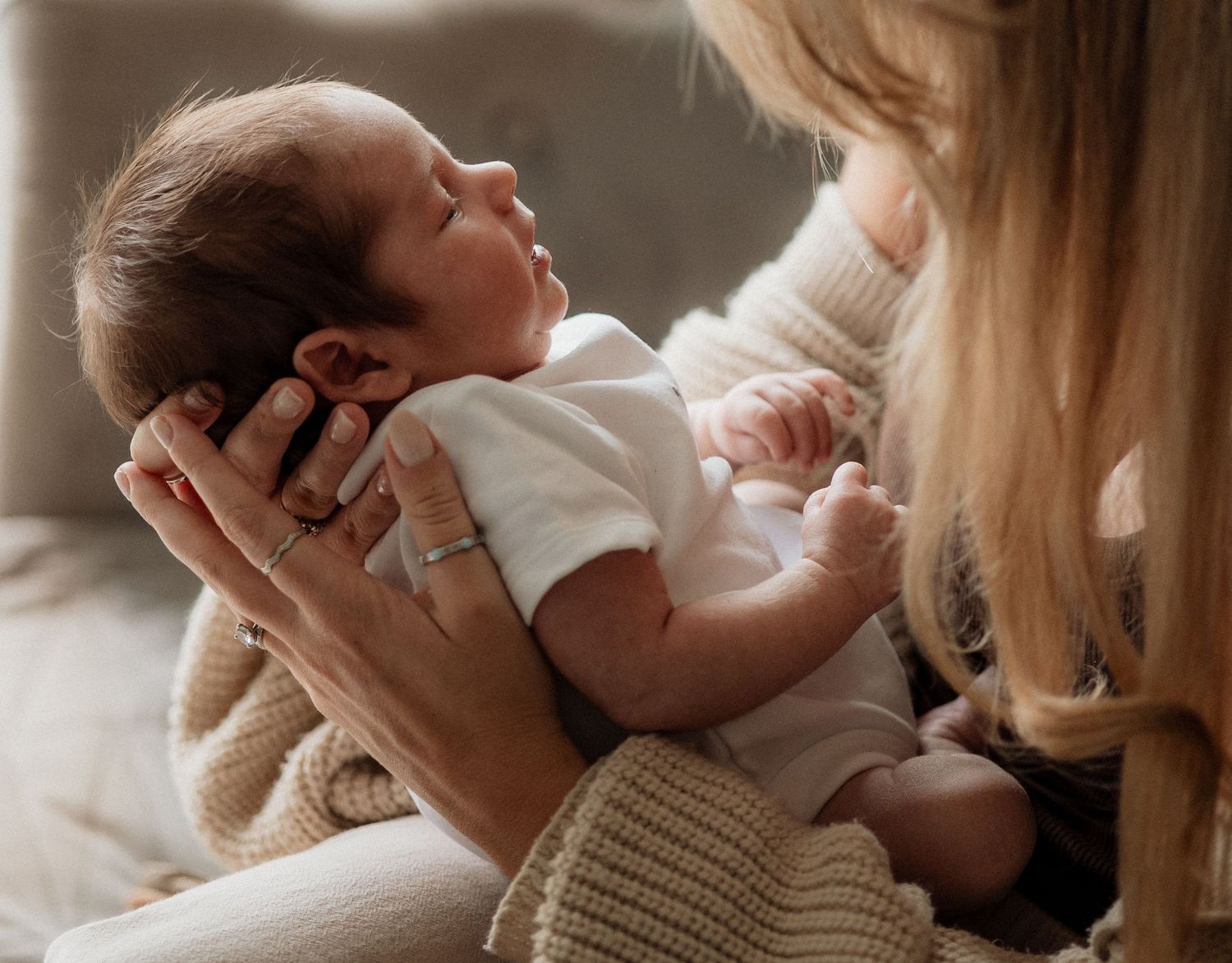 At home newborn session in Winchester, warm, baby led a timeless