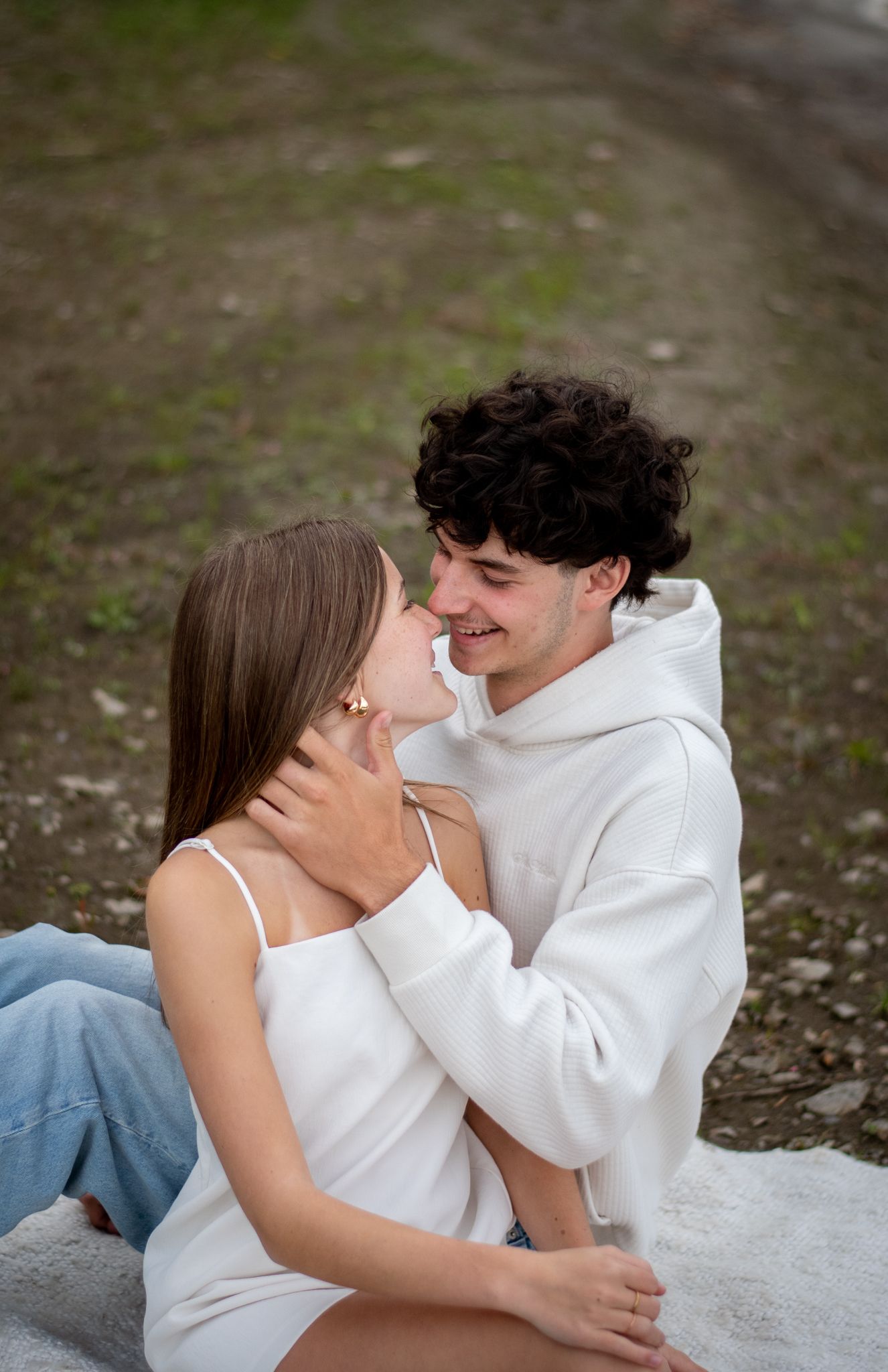 beauce, séance photo en beauce, près de québec, séance photo de couple, amour authentique