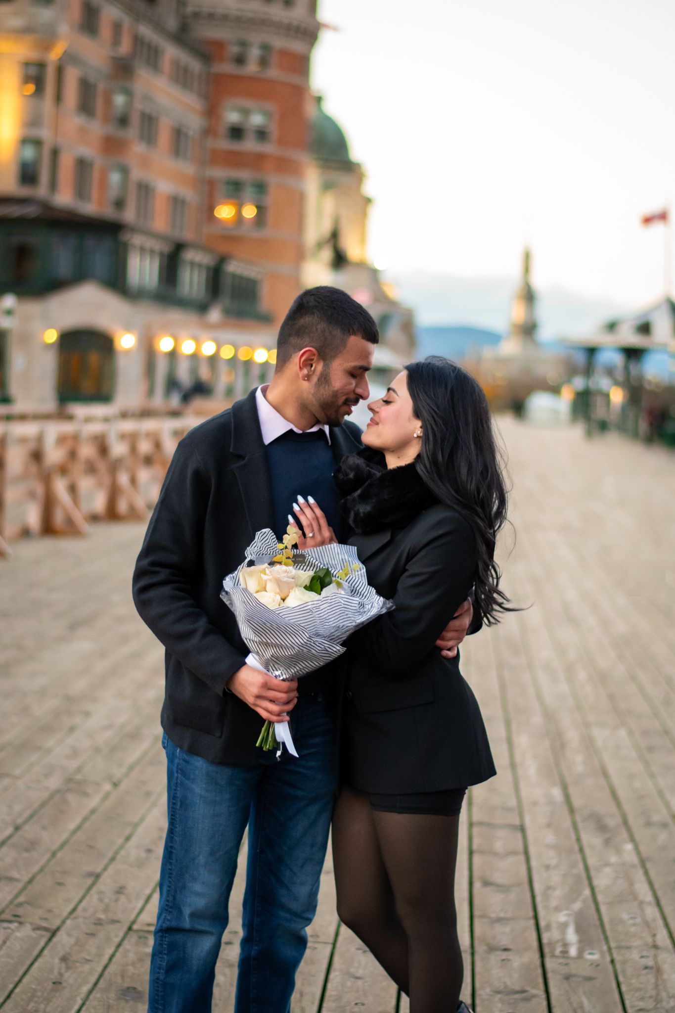 couple in Dufferin Terrace, Québec city, Old Quebec