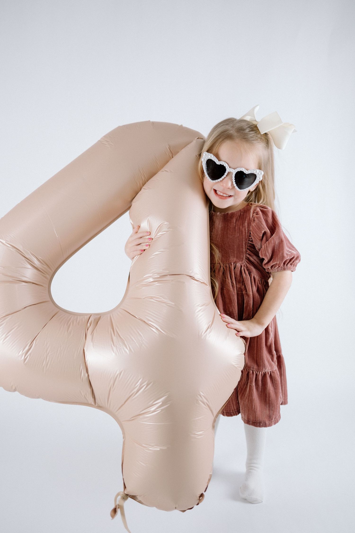 Kenzie Brooke Photography offers expert photography services, specializing in portraits, events, and special moments.