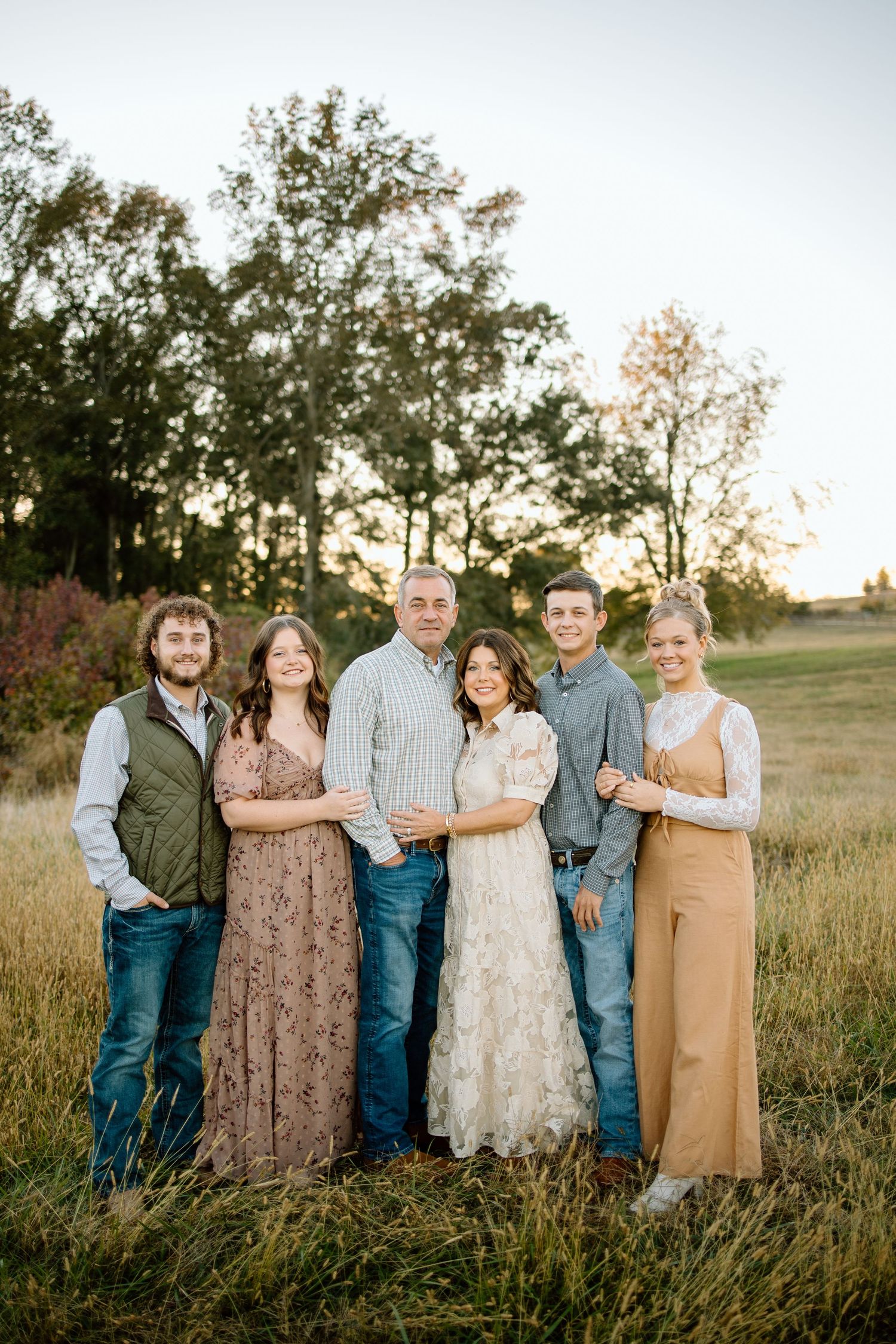 Kenzie Brooke Photography offers expert photography services, specializing in portraits, events, and special moments.