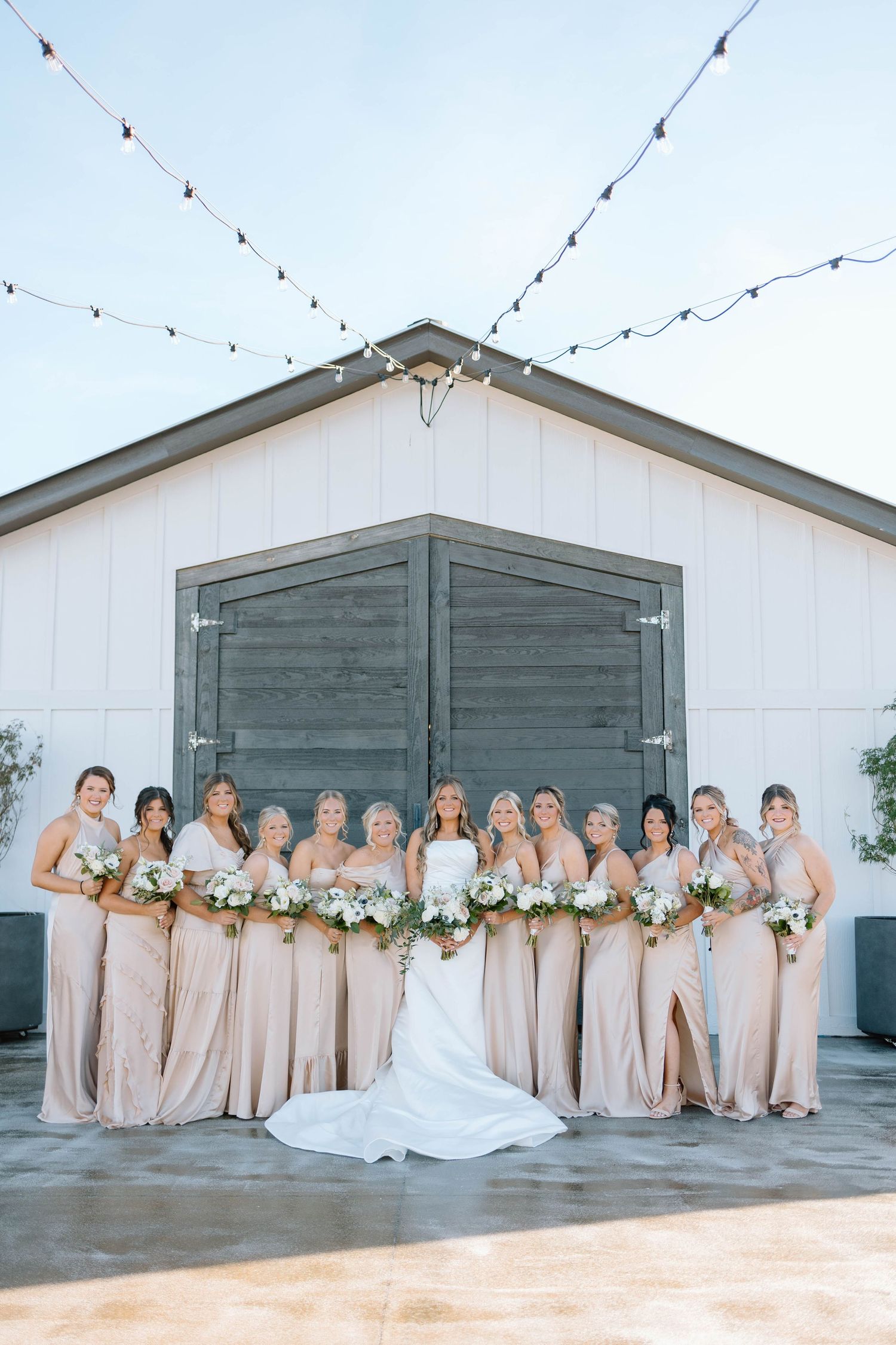 Kenzie Brooke Photography offers expert photography services, specializing in portraits, events, and special moments.