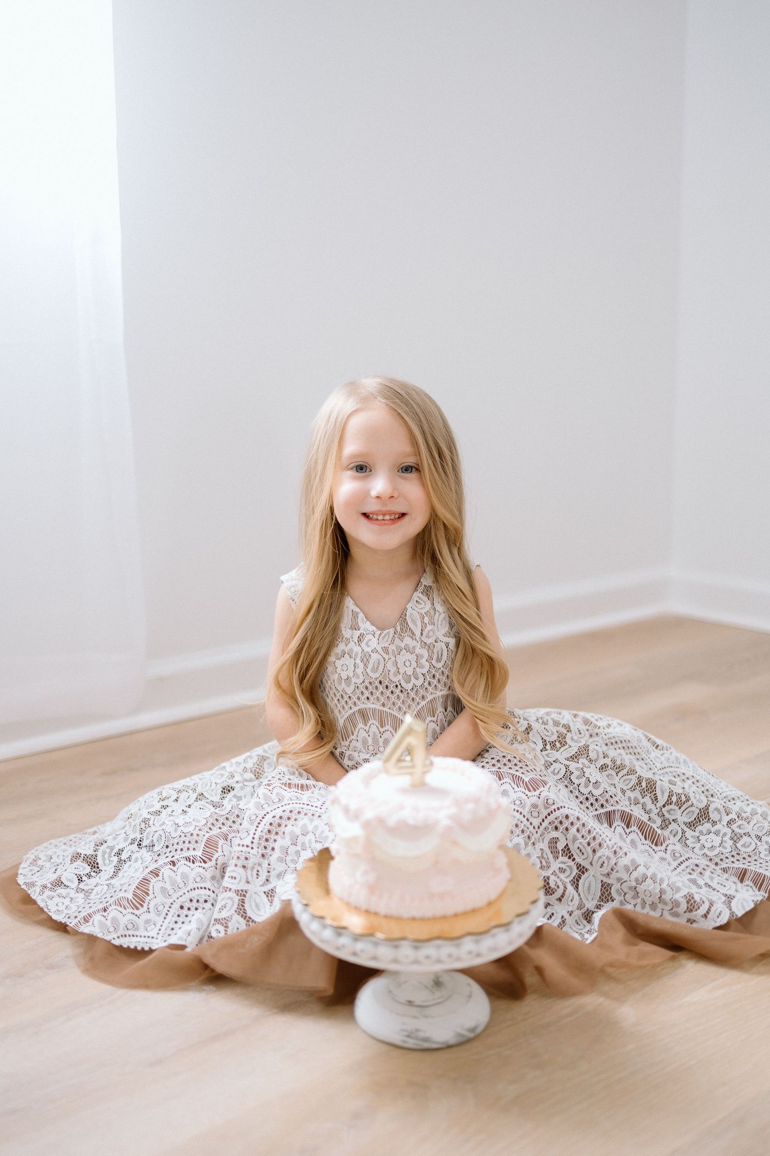 Kenzie Brooke Photography offers expert photography services, specializing in portraits, events, and special moments.