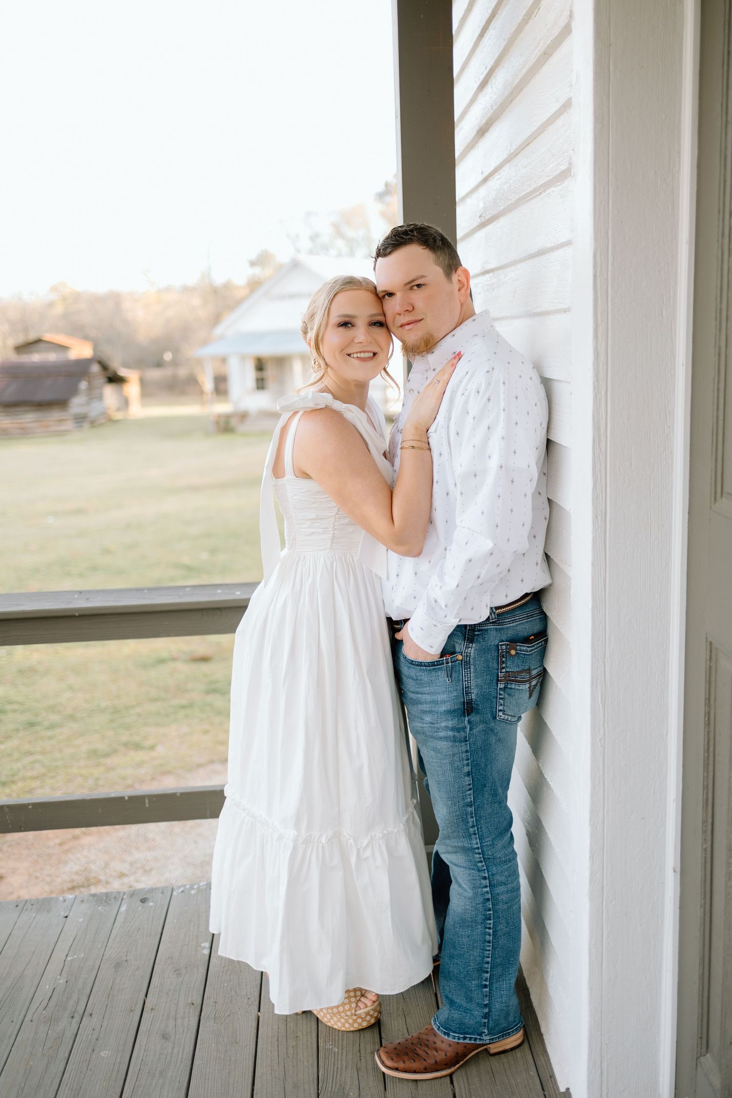 Kenzie Brooke Photography offers expert photography services, specializing in portraits, events, and special moments.