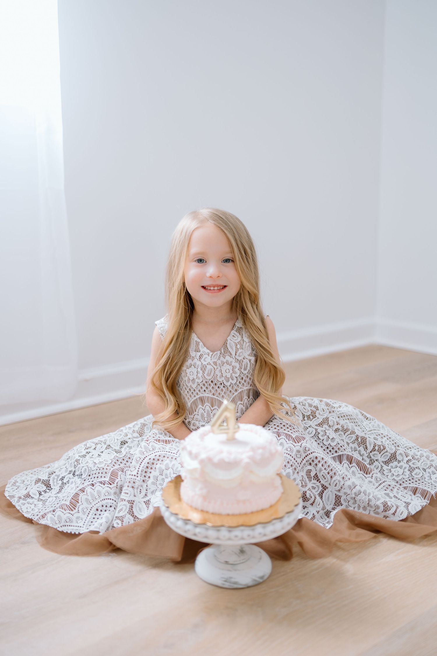Kenzie Brooke Photography offers expert photography services, specializing in portraits, events, and special moments.