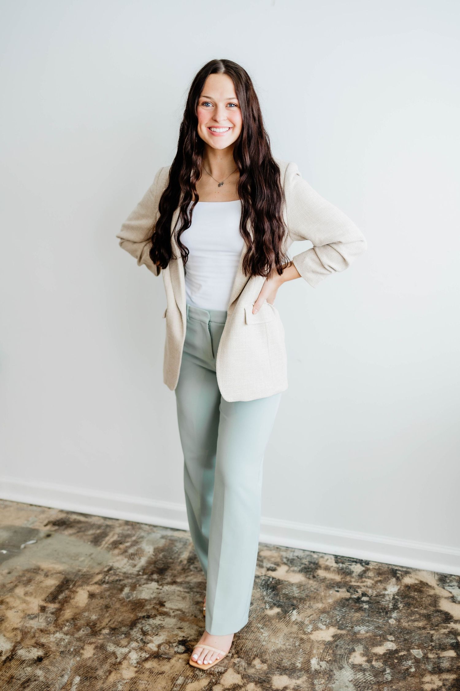 Kenzie Brooke Photography offers expert photography services, specializing in portraits, events, and special moments.