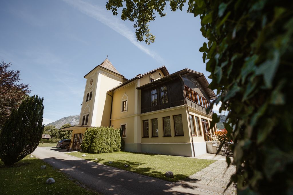 elegante Sommerhochzeit in der Spitzvilla am Traunsee