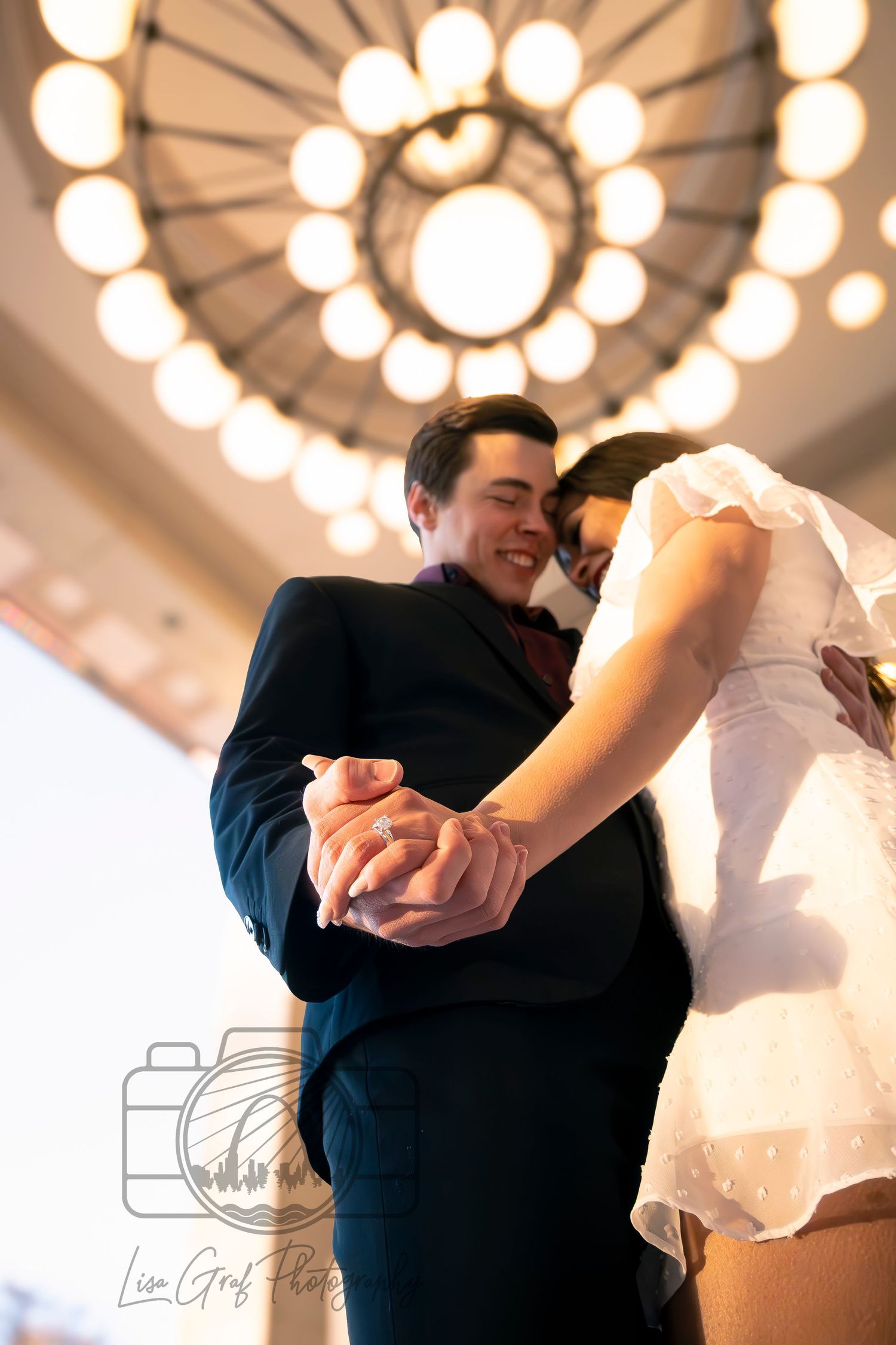Couples and surprise engagements by Lisa Graf Photography servicing St. Louis areas & Columbia, MO