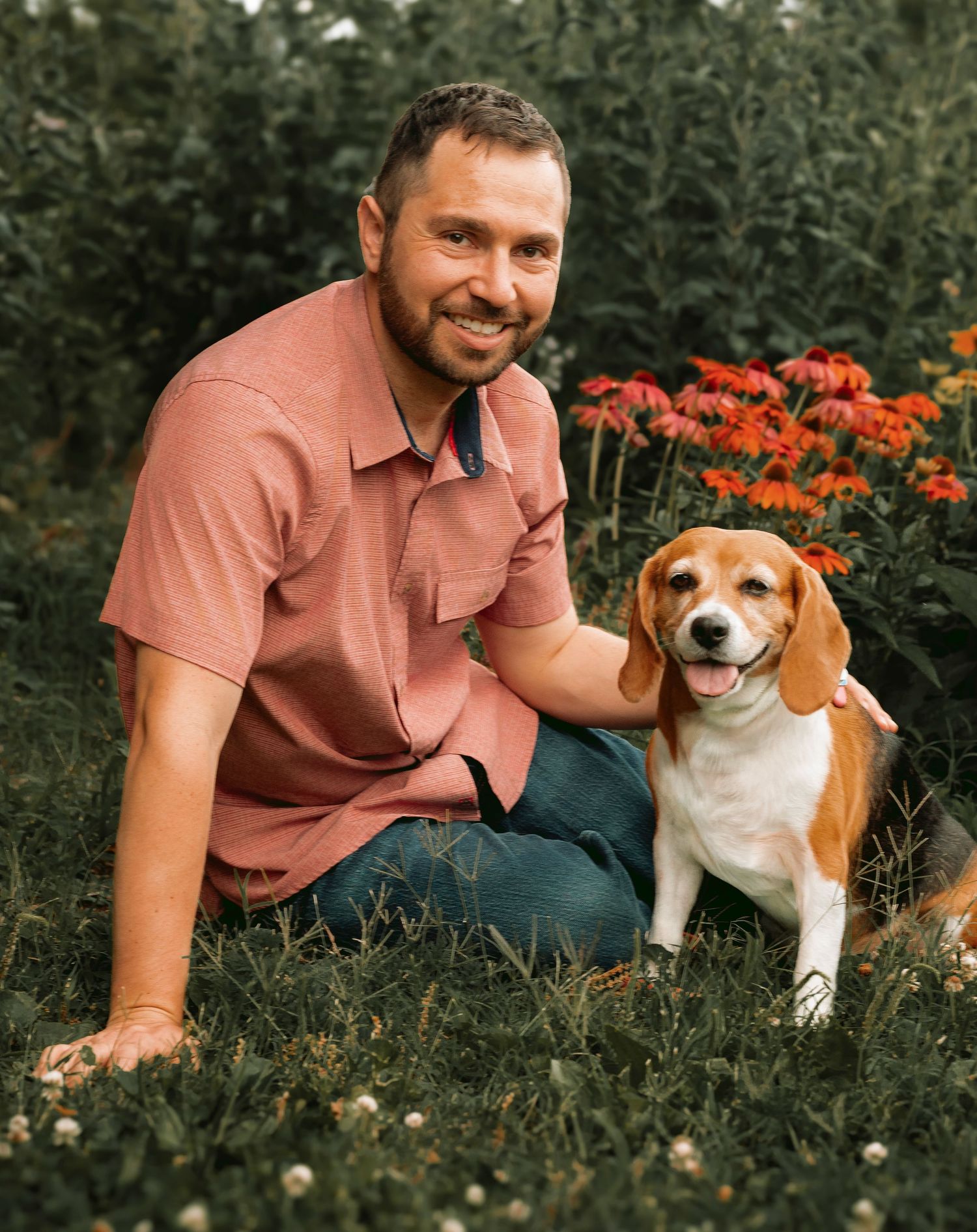 Lisa Graf Pet and Family Photography, freezing all family bonds and memories that last a lifetime.