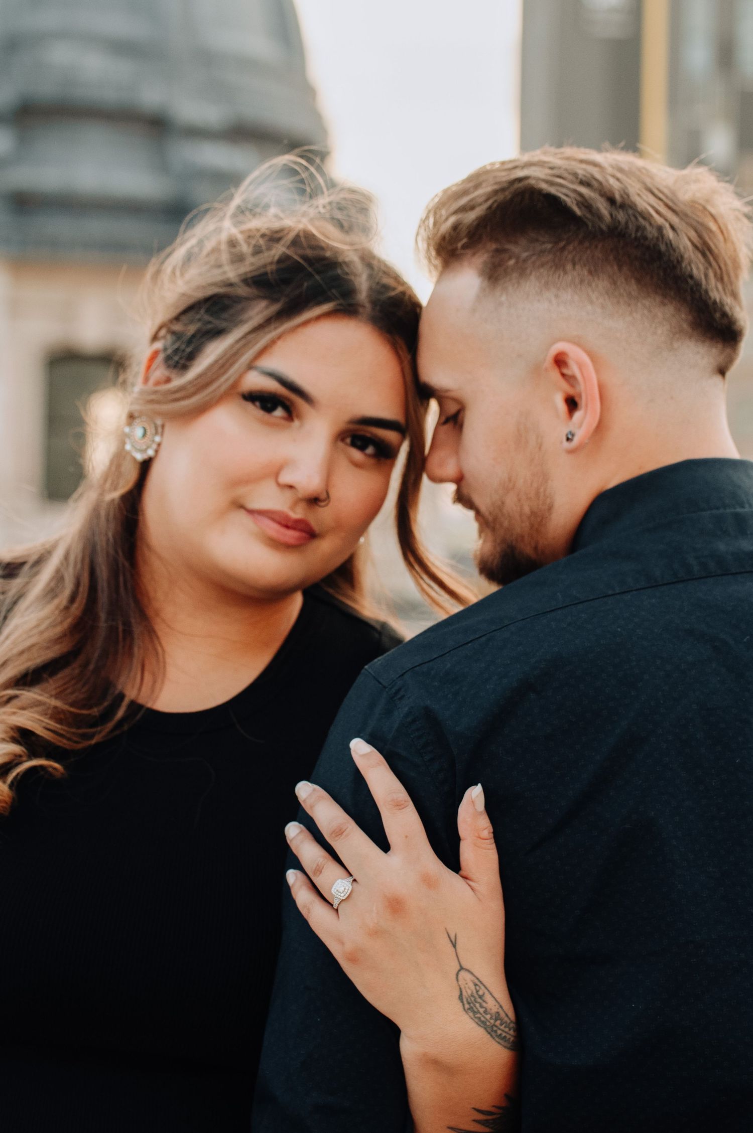couple embrance eachother