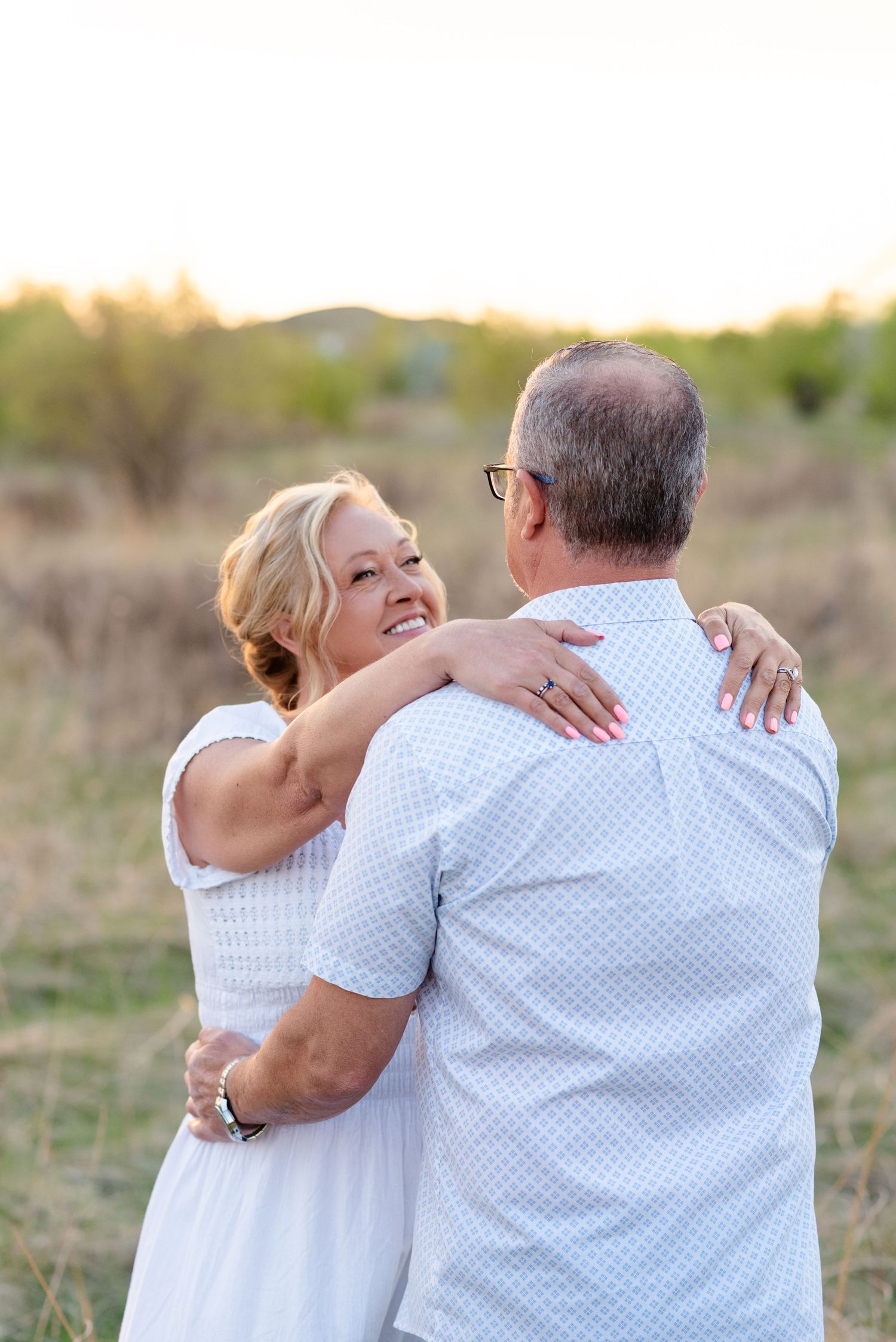 Couple looks into each others eyes
