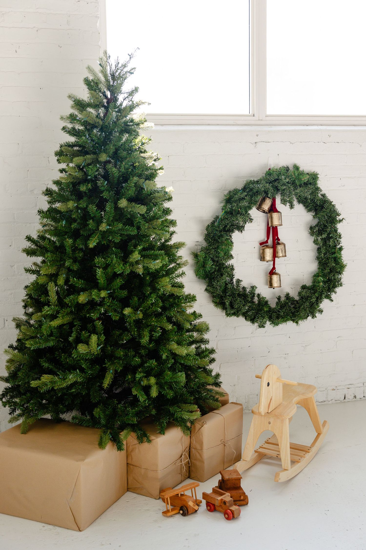 Minimalist xmas set up with brown presents
