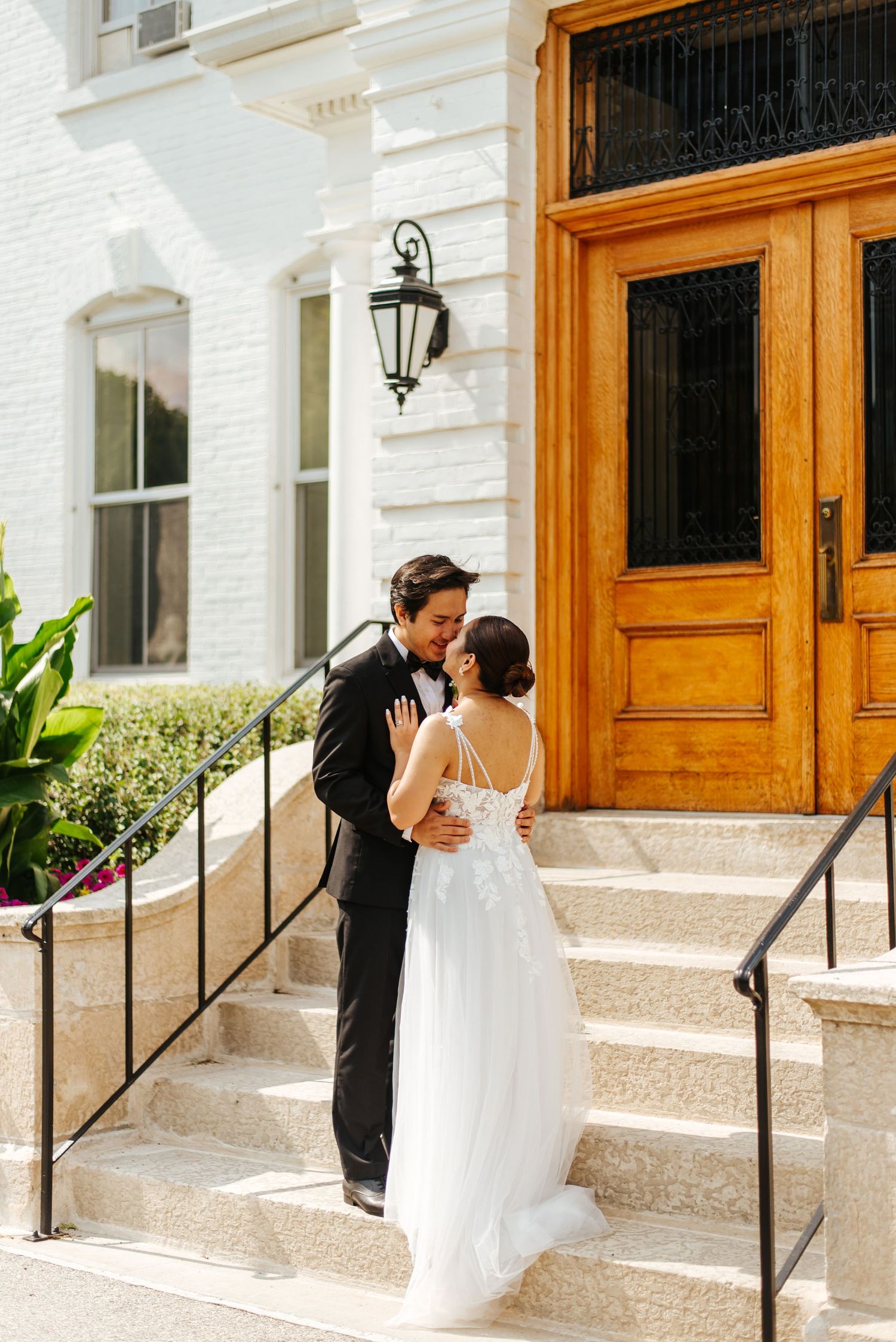 Bride & groom kiss