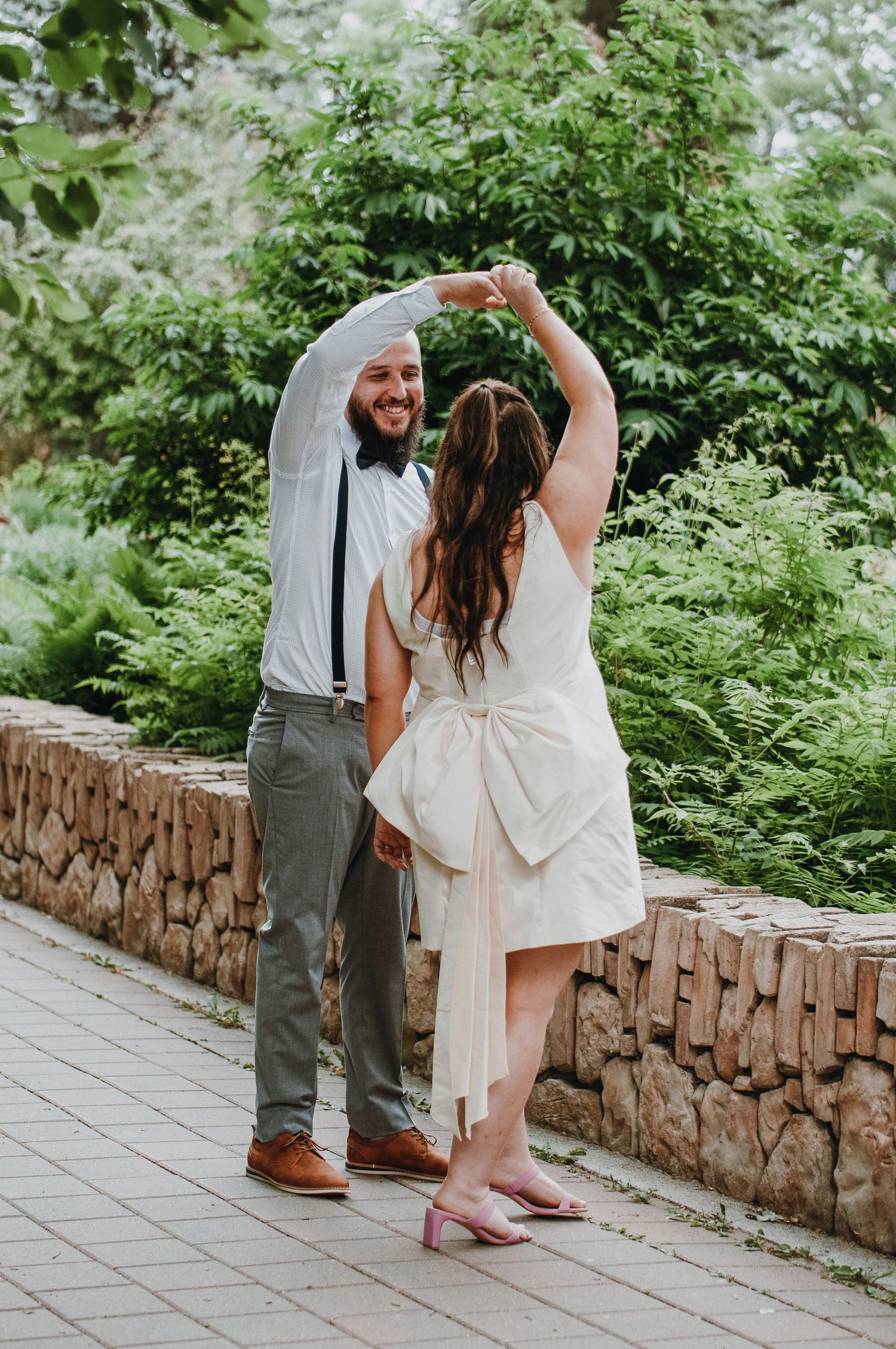 Couple dance on wedding day