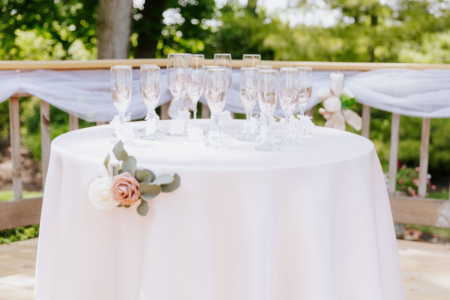 Small Wedding / Backyard wedding