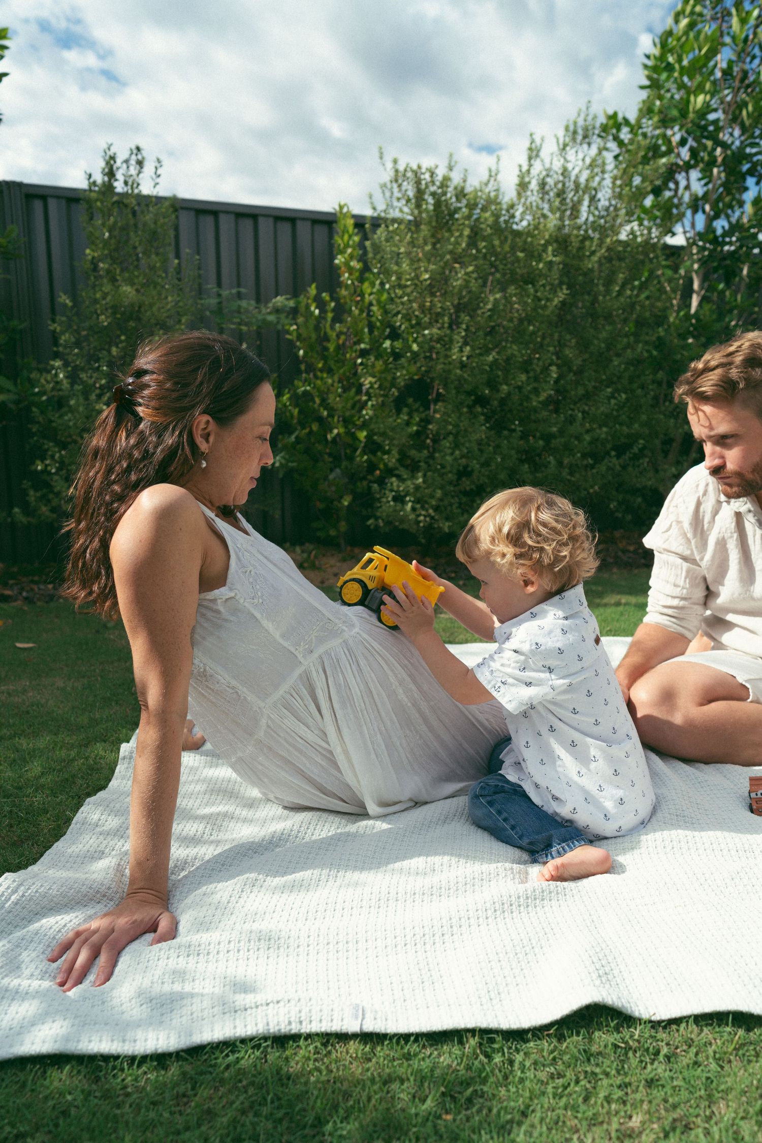Perth Maternity Photographer family photographer 
documentary style photoshoot in home session