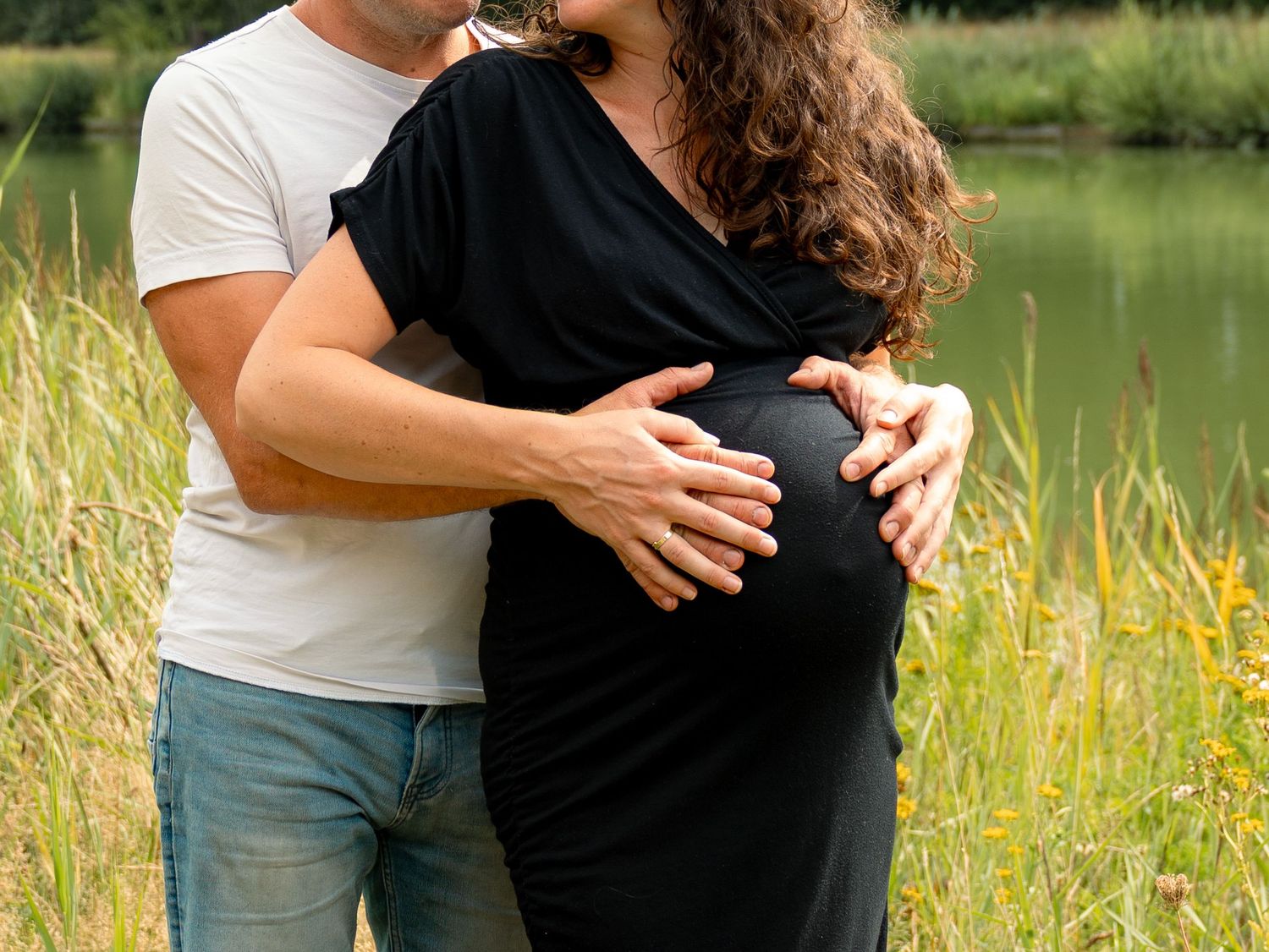 Zwangerschaps fotoshoot, zwangerschapsfotografie in Kelpen-Oler