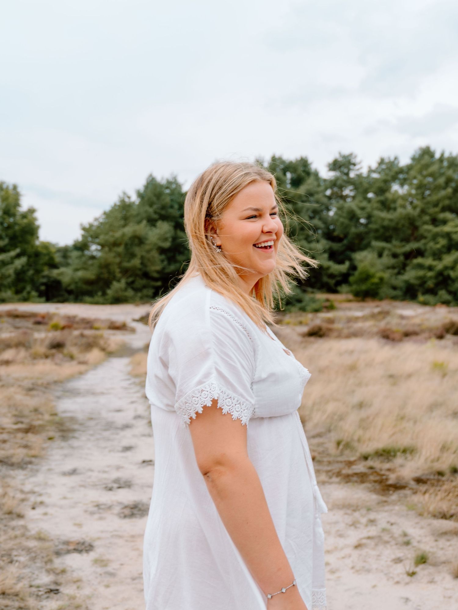 Portret fotoshoot bij Urnenvelden in Weert