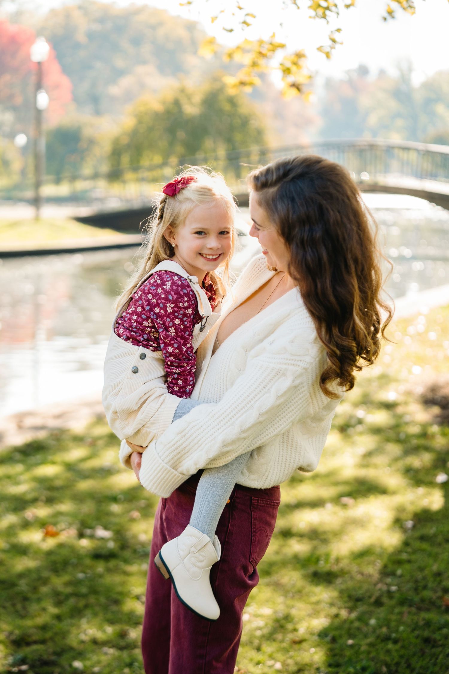 mama & daughter