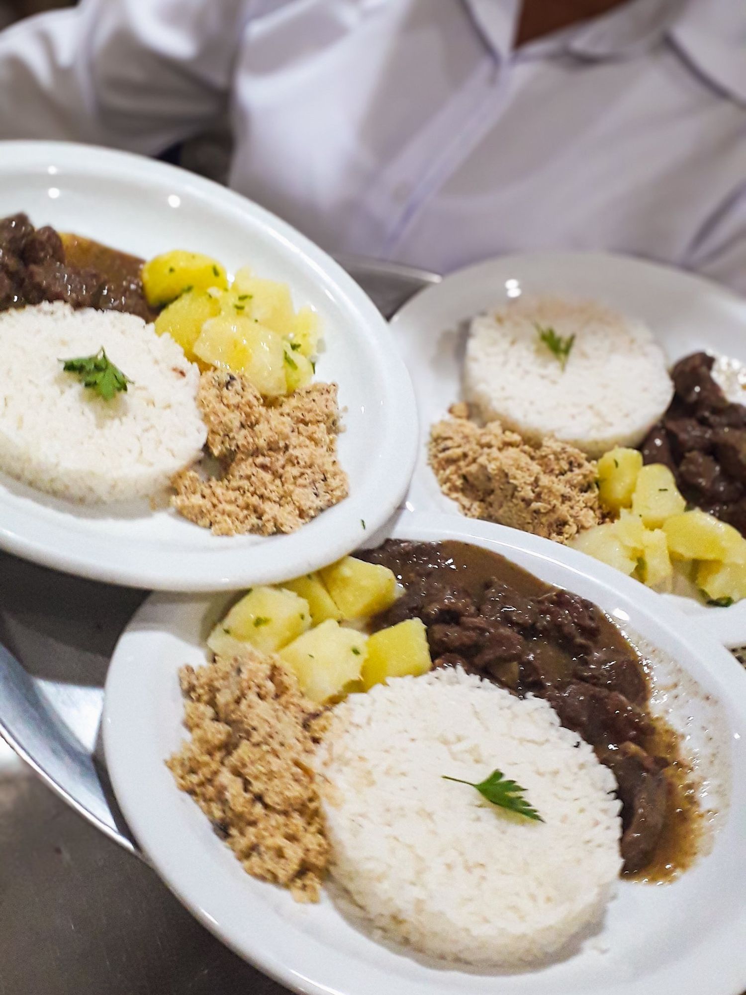 Jantar Empratado