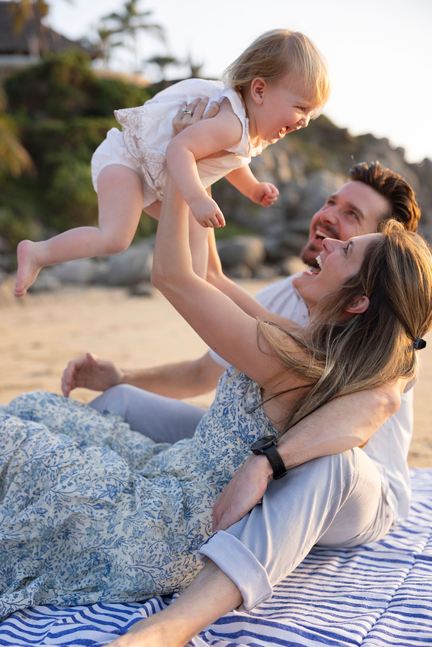 Sayulita family photography, documenting the connection between mother and child with relaxed beach portraits in Mexico.