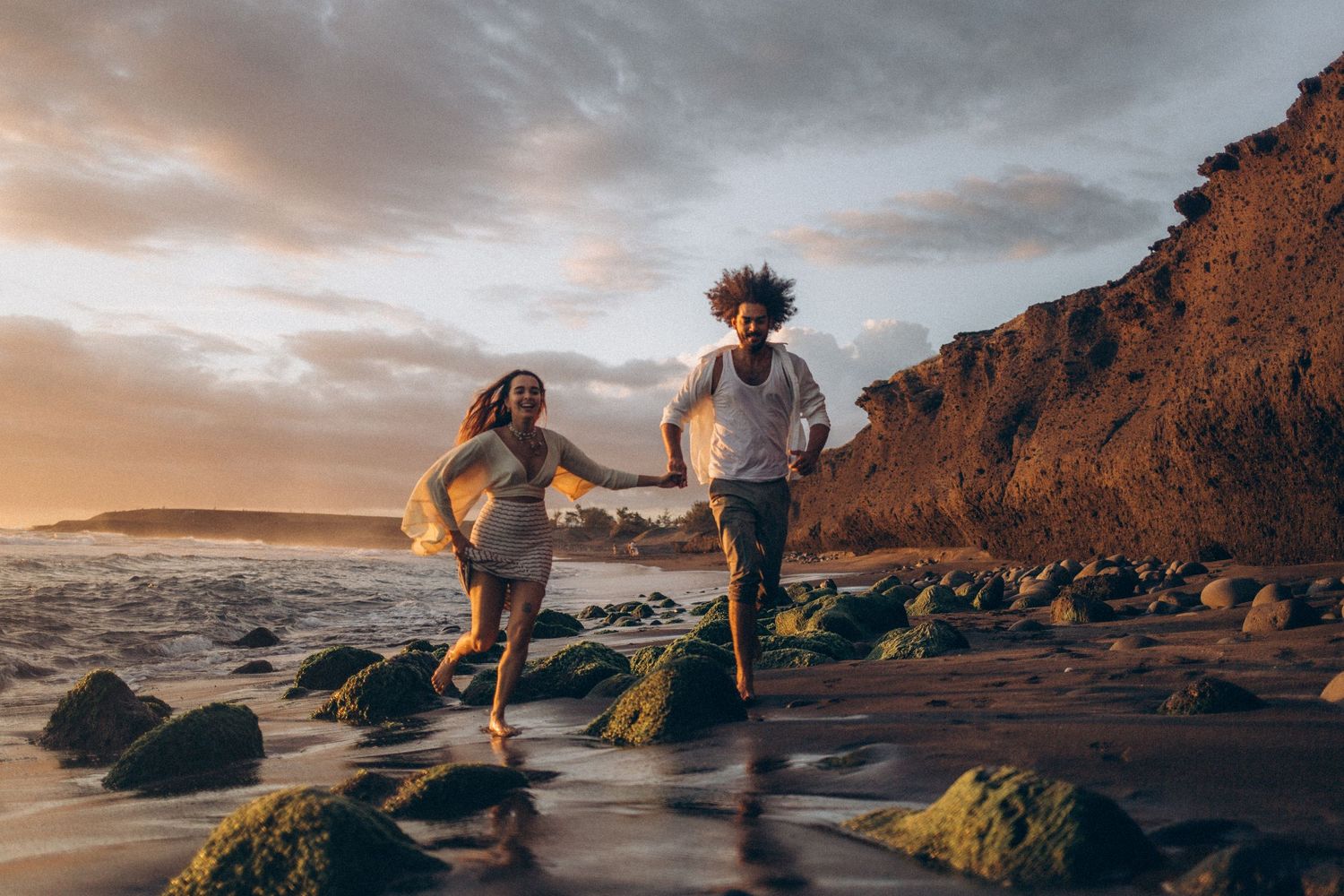 photo de couple en bord de mer