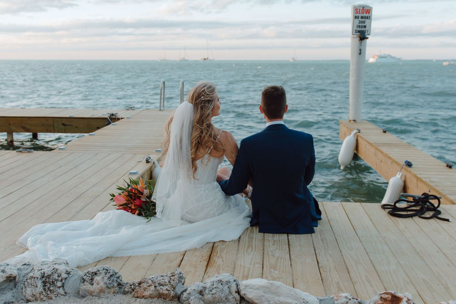 Islamorada key west beach wedding photo  hawaii wedding photographer tropical bouquet inspo over looking the ocean gloria Suarez Miami