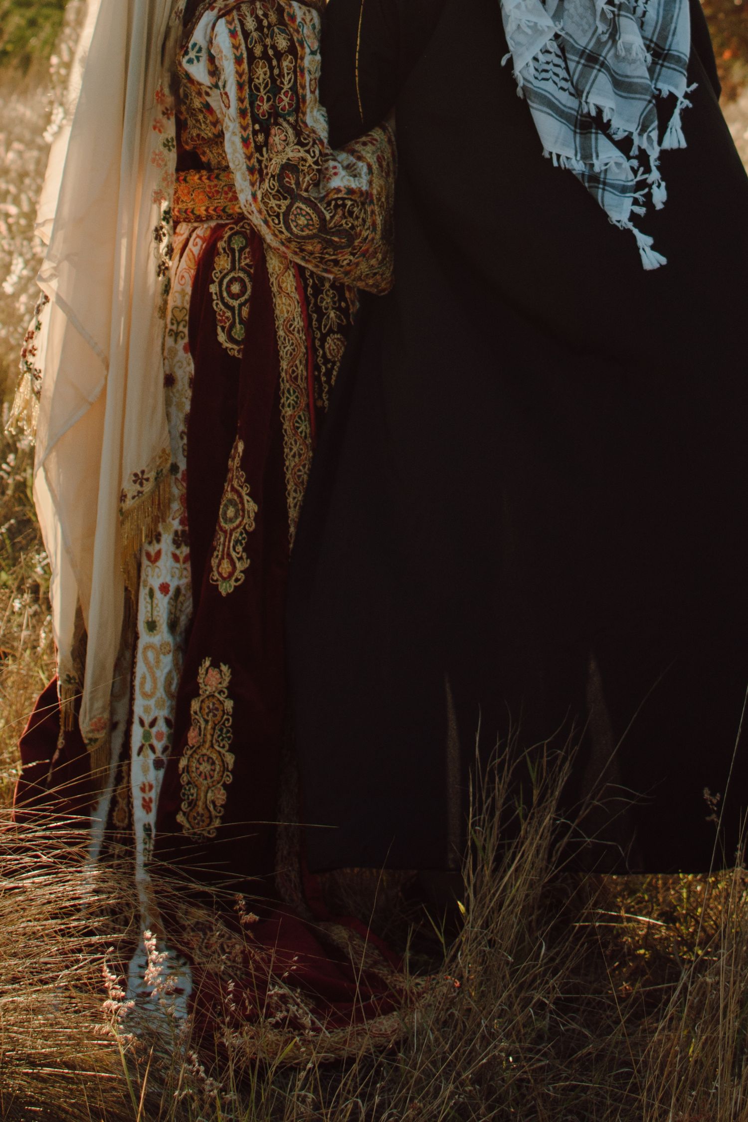 Oahu wedding photographer, Honolulu wedding photographer, documentary style wedding photographer , dreamy Palestine henna photography