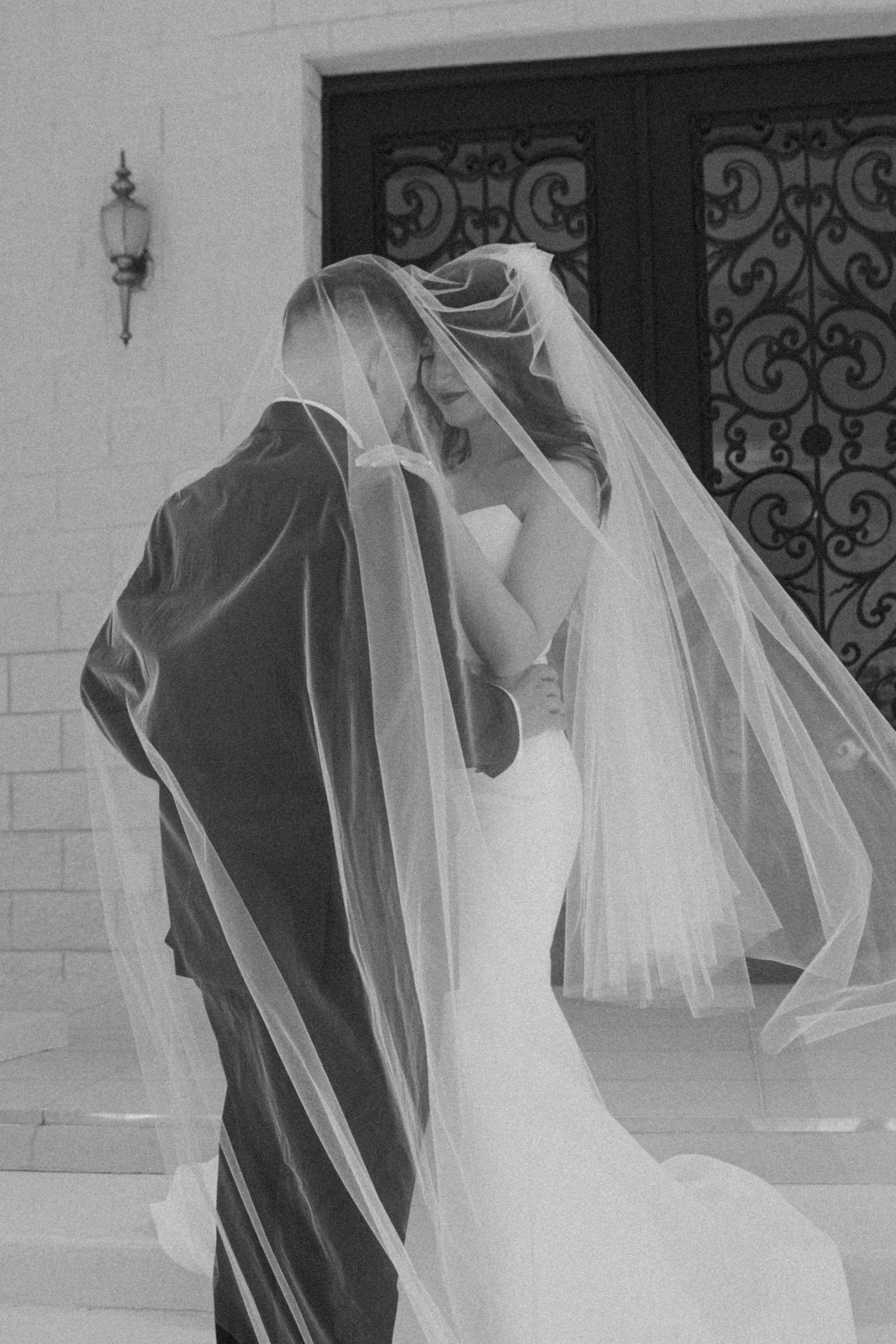 maui hawaii wedding photographer, Colorado wedding, luxury Documentary wedding photographer, hawaii elopement photographer, gloria Suarez