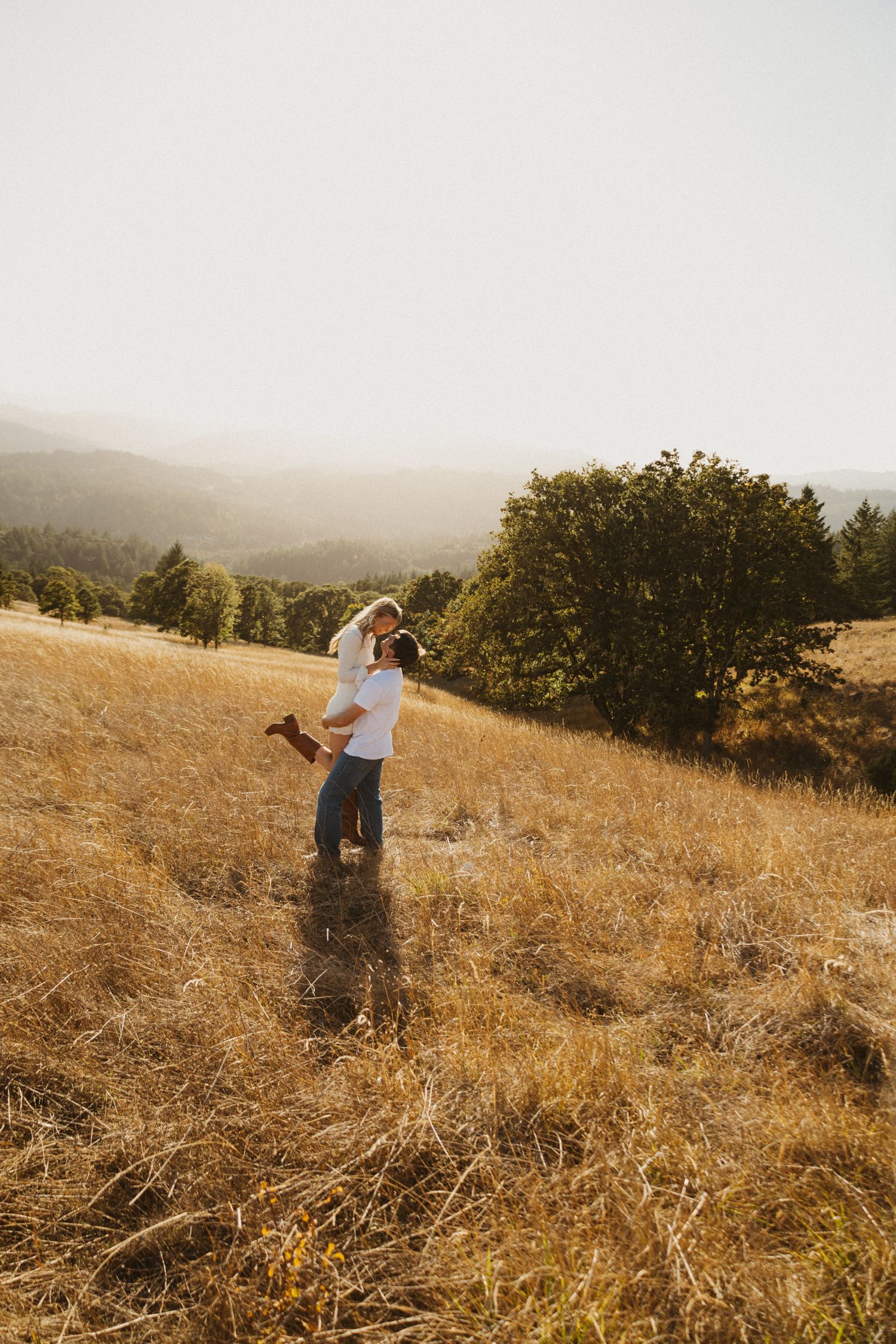 Willamette Valley engagement session cinematic couples photographer
