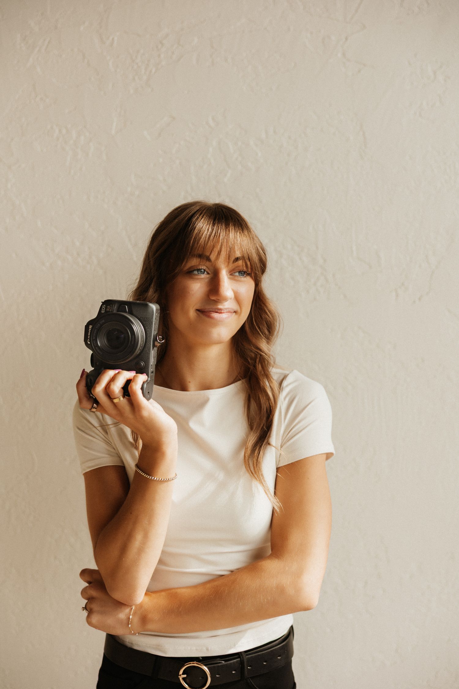 Close up of Oregon Coast Photographer Andi Rane Photo during studio branding session on the Oregon Coast.
