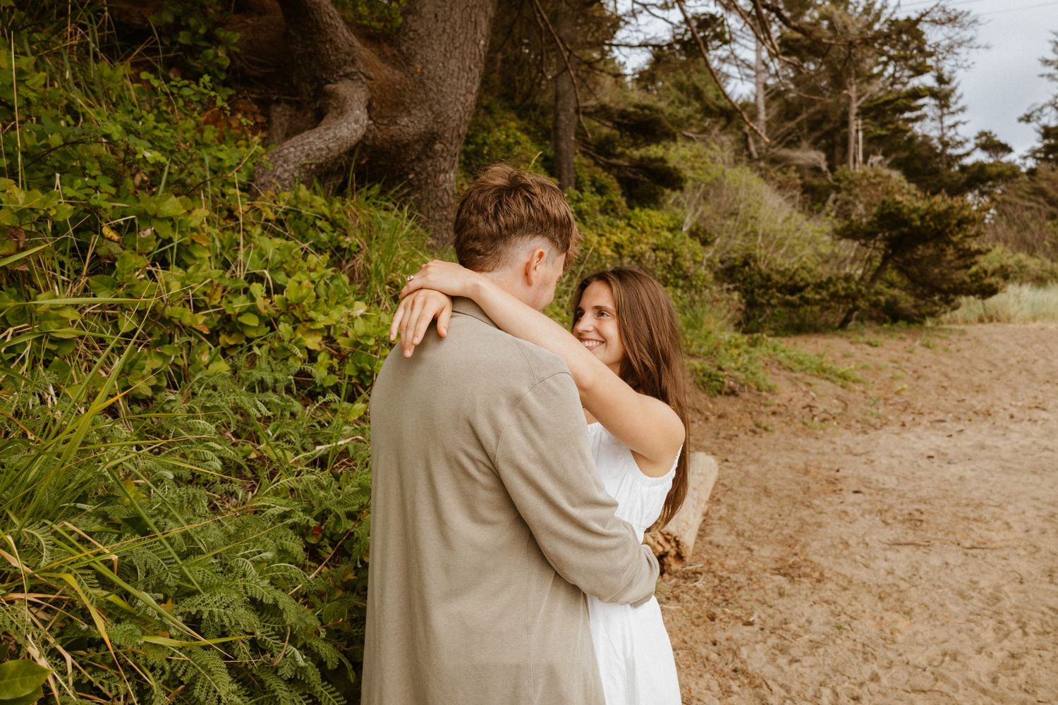 PNW coastal couples photography candid emotional moments Portland Photographer
