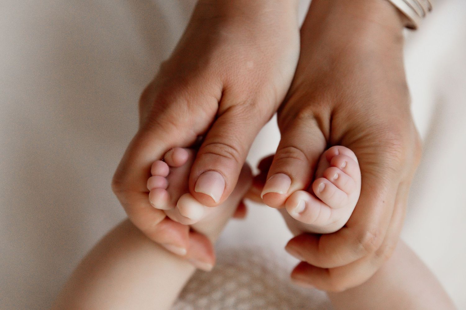 Artistically newborn photography at home in Ryde