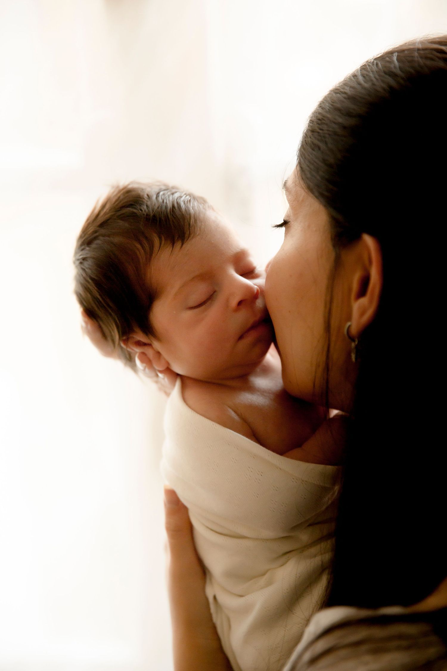 newborn photography at home in Hills District