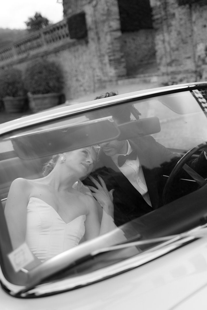 Hochzeit im Castello di Celsa in der Toskana, Italien. Vintage Brautkleid, Hochzeitsfotograf Toskana, Hochzeitsfotograf Italien,