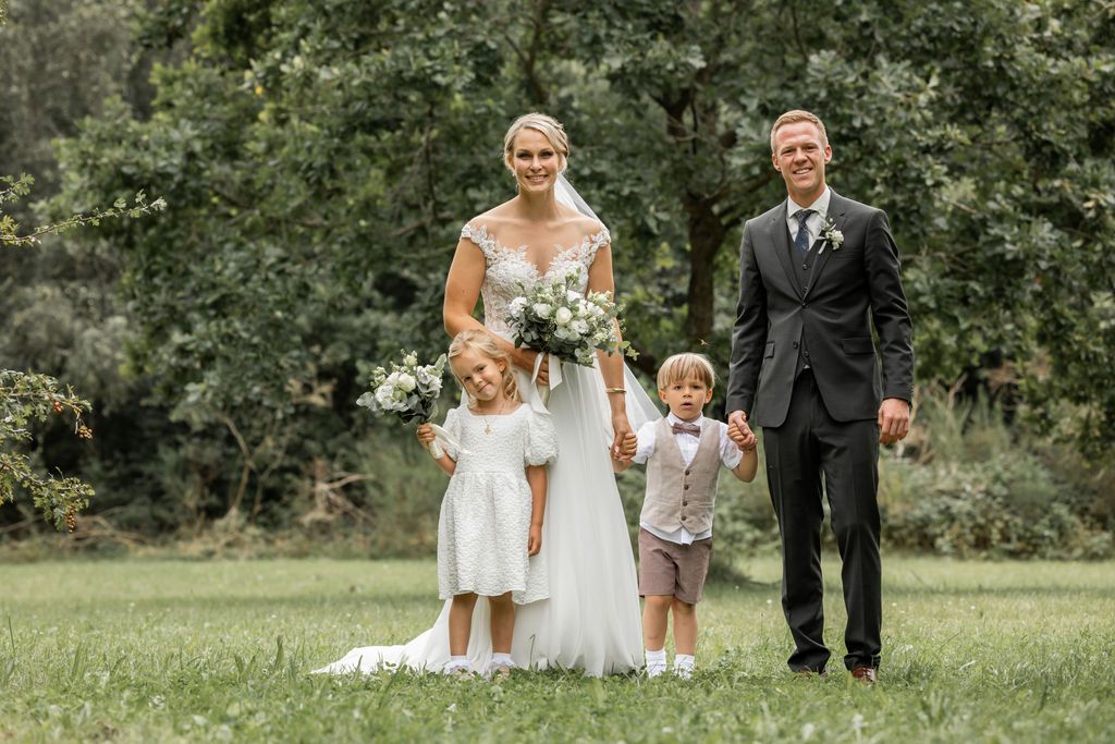 Bryllup med små børn i Horsens – uopstillet fotografering