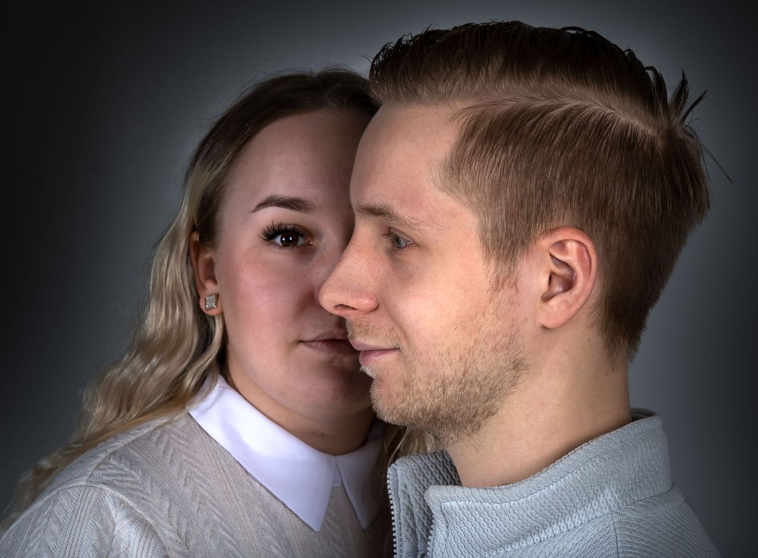Paarifoto, fotosessioon stuudios