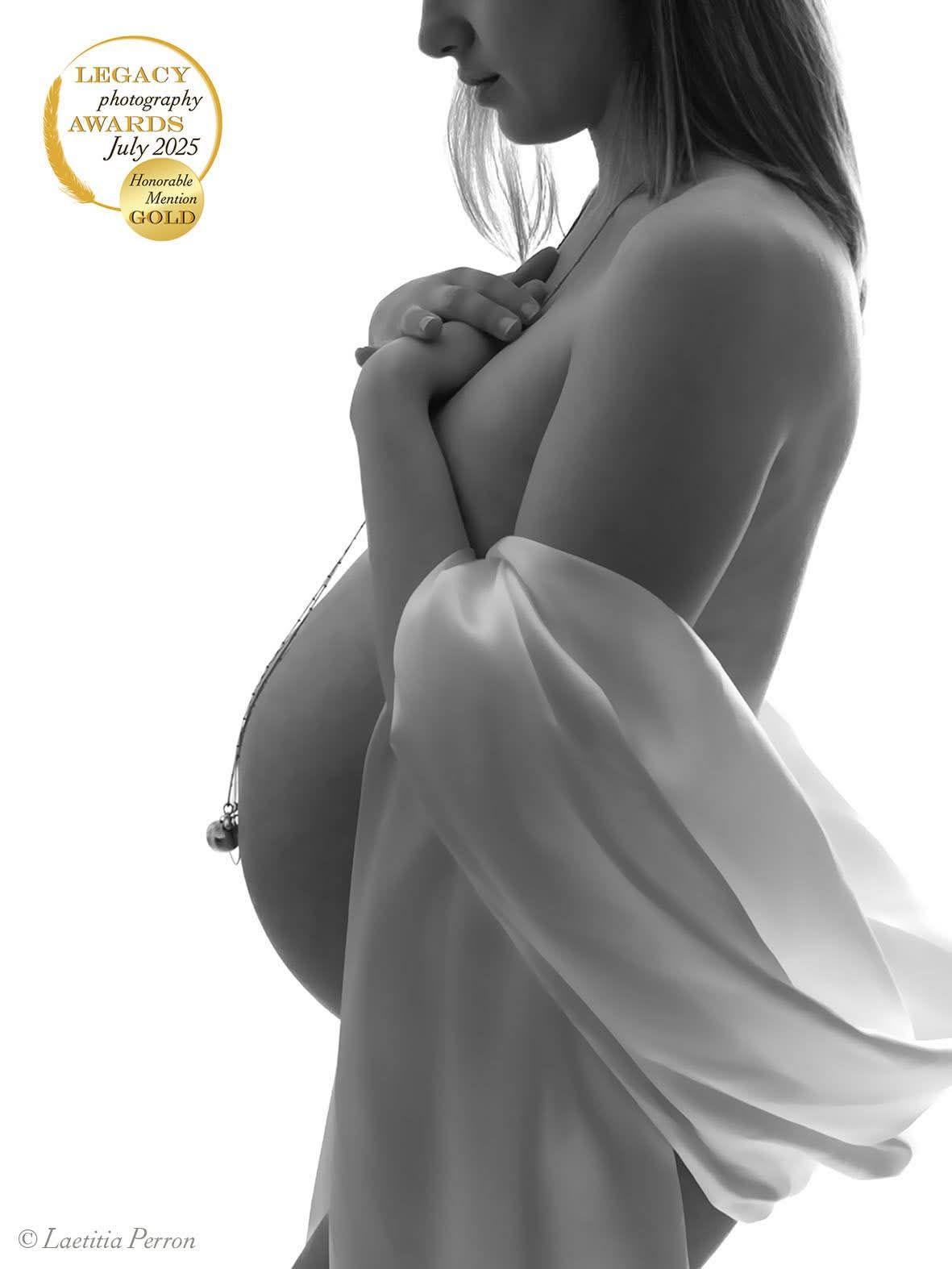 Photographe grossesse et naissance à Saâcy-sur-marne, seine et marne, proche de la Ferté-sous-jouarre.