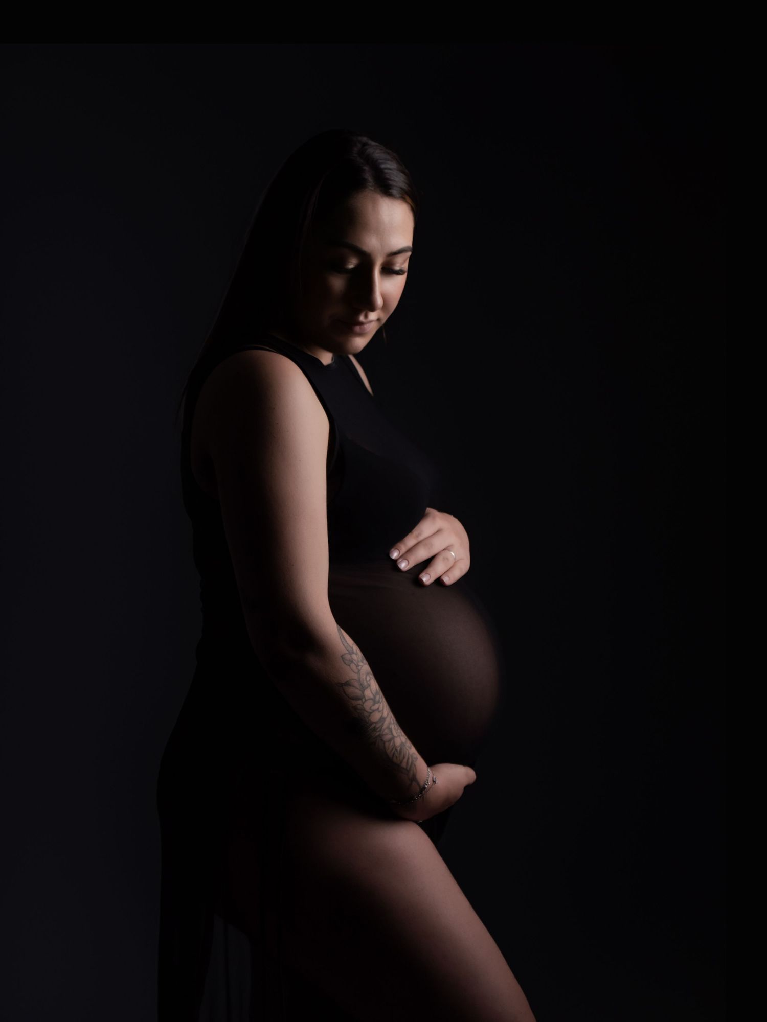 Photographe grossesse et naissance à Saâcy-sur-Marne, Seine-et-Marne — à moins d'une heure de Reims et de Meaux