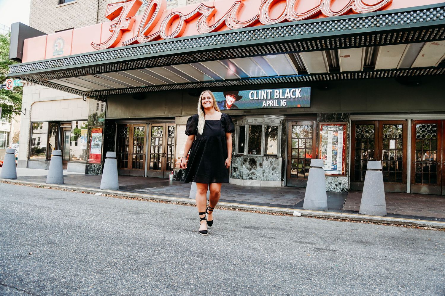 Graduate photo session Downtown Jacksonville, Florida