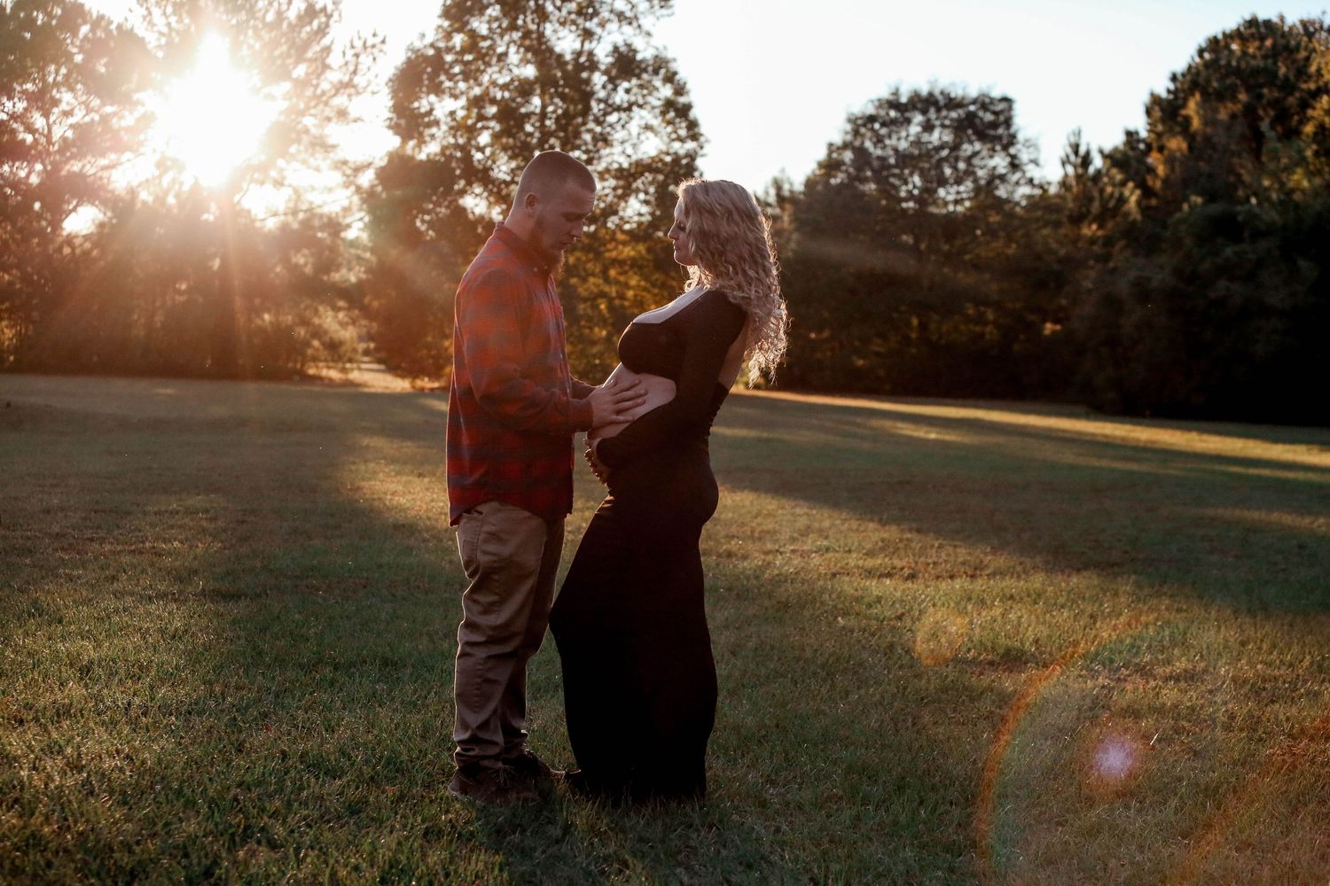 Maternity photography session at Camp Milton