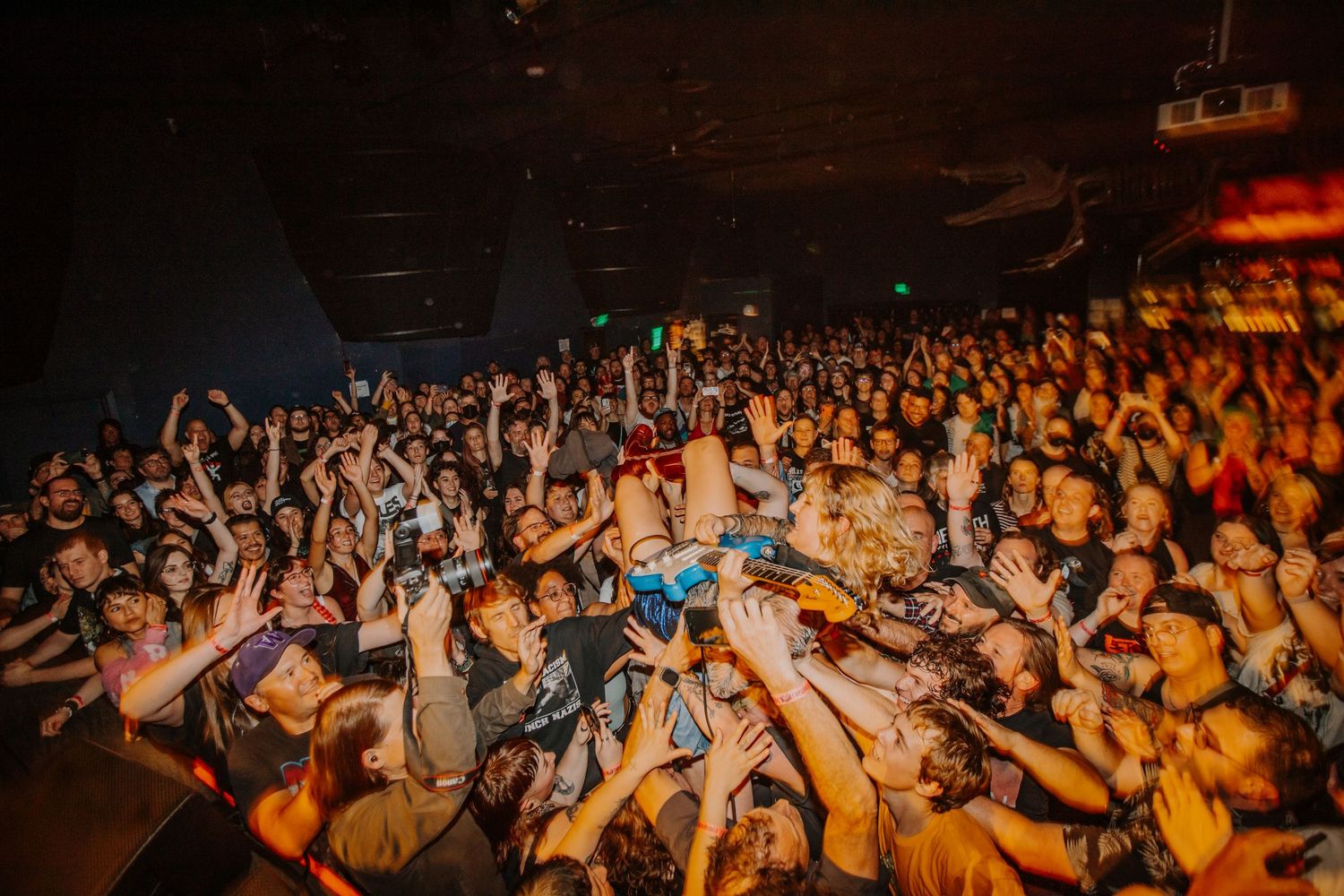 lambrini girls live photographer