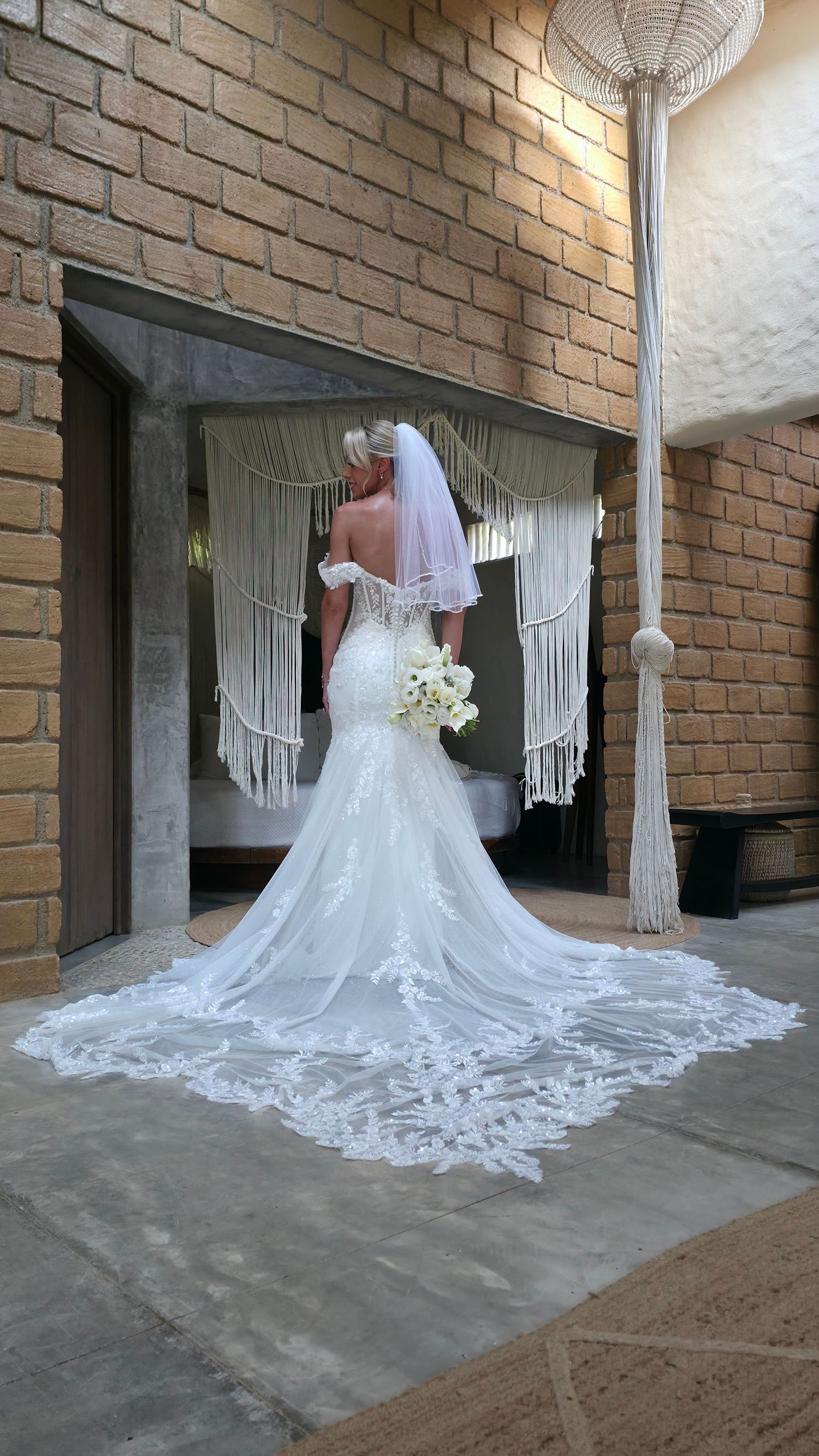 luxury bride portrait with wedding dress and veil in Puerto Vallarta Mexico captured by wedding content creator elegant bridal moment!