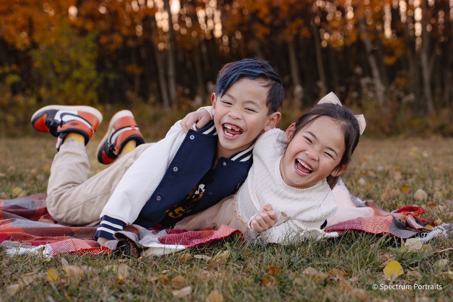 Edmonton family photographer for maternity, newborn, baby, and lifestyle family photography.