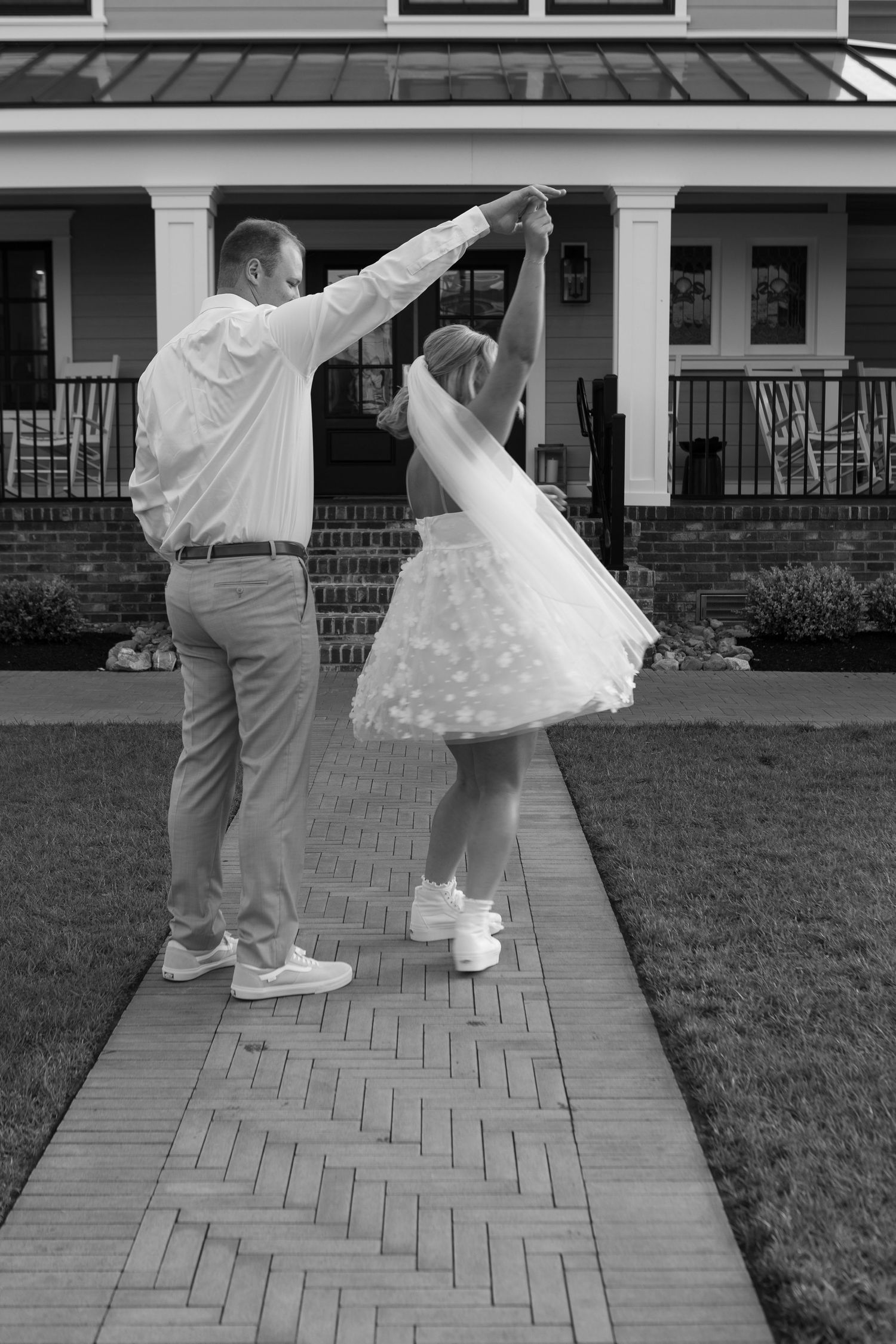 New Jersey wedding photographer offering coastal, candid and timeless wedding photography across South Jersey and Jersey Shore venues
