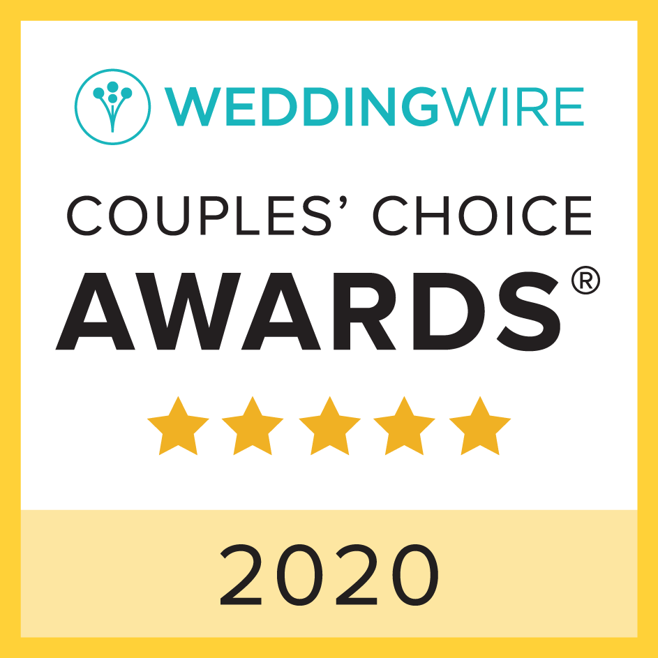 WeddingWire Couples Choice Awards 2020 badge with five gold stars.